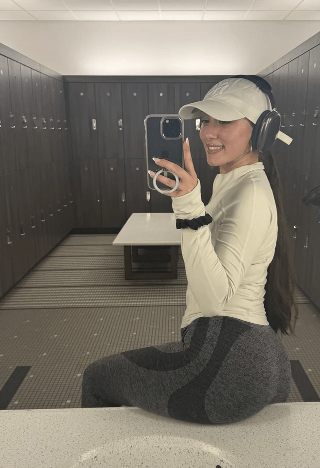 I know you like girls in tight yoga pants but what about me?