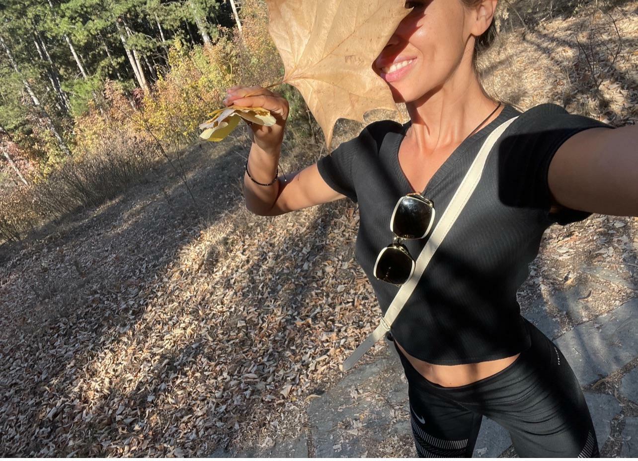 Would you come to do yoga with me in the forest?