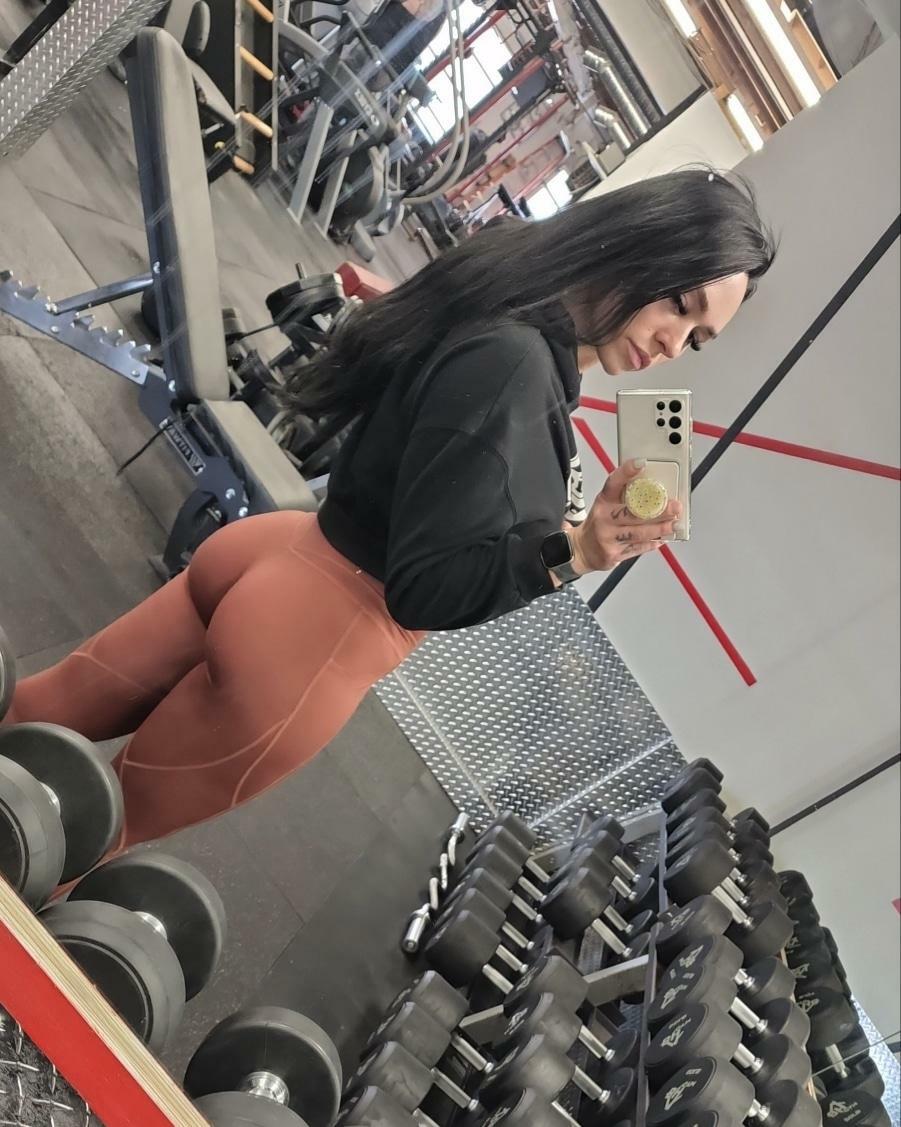 Yoga pants? Or no pants?
