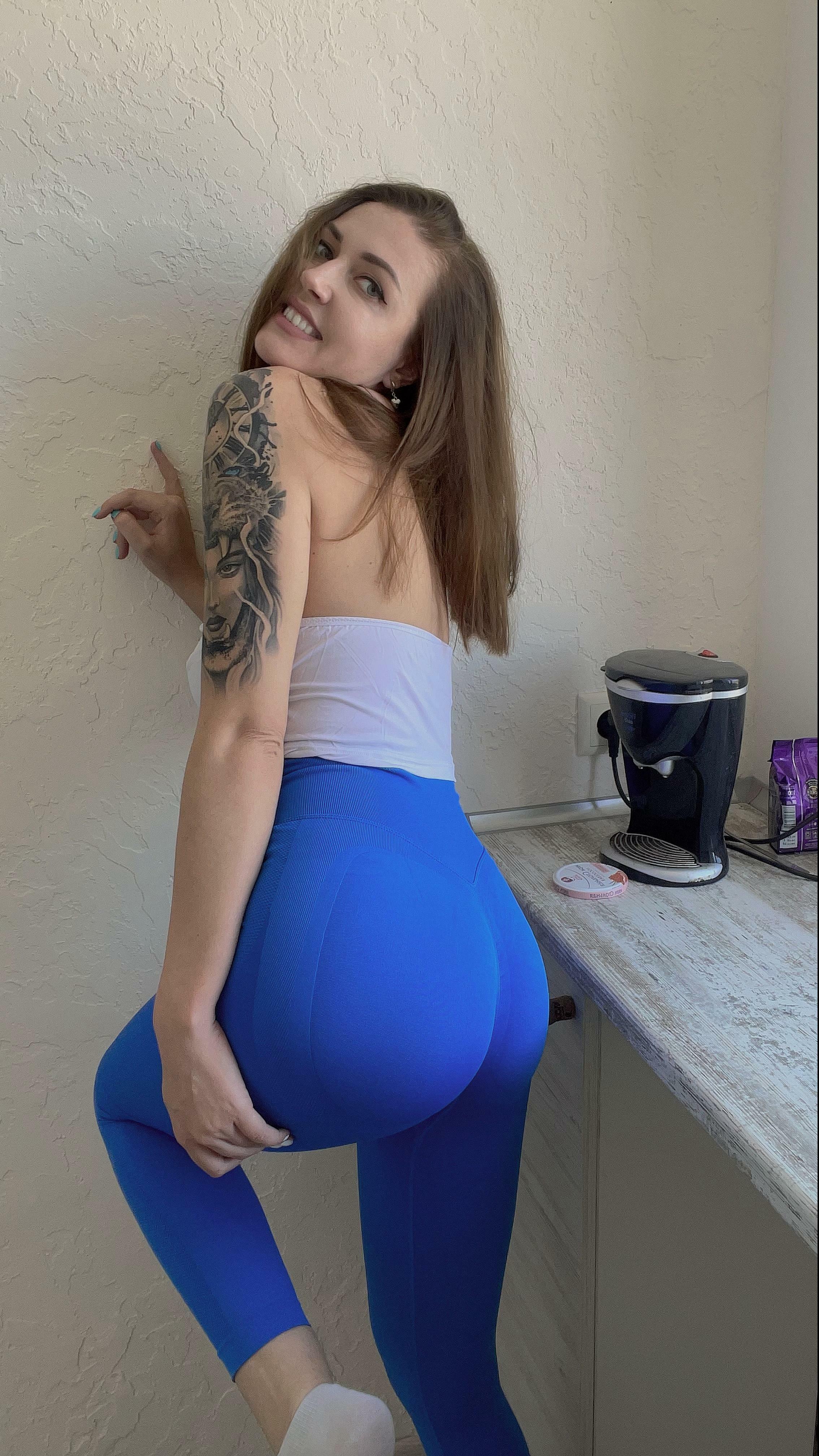 Blue looks so perfect on my phat ass