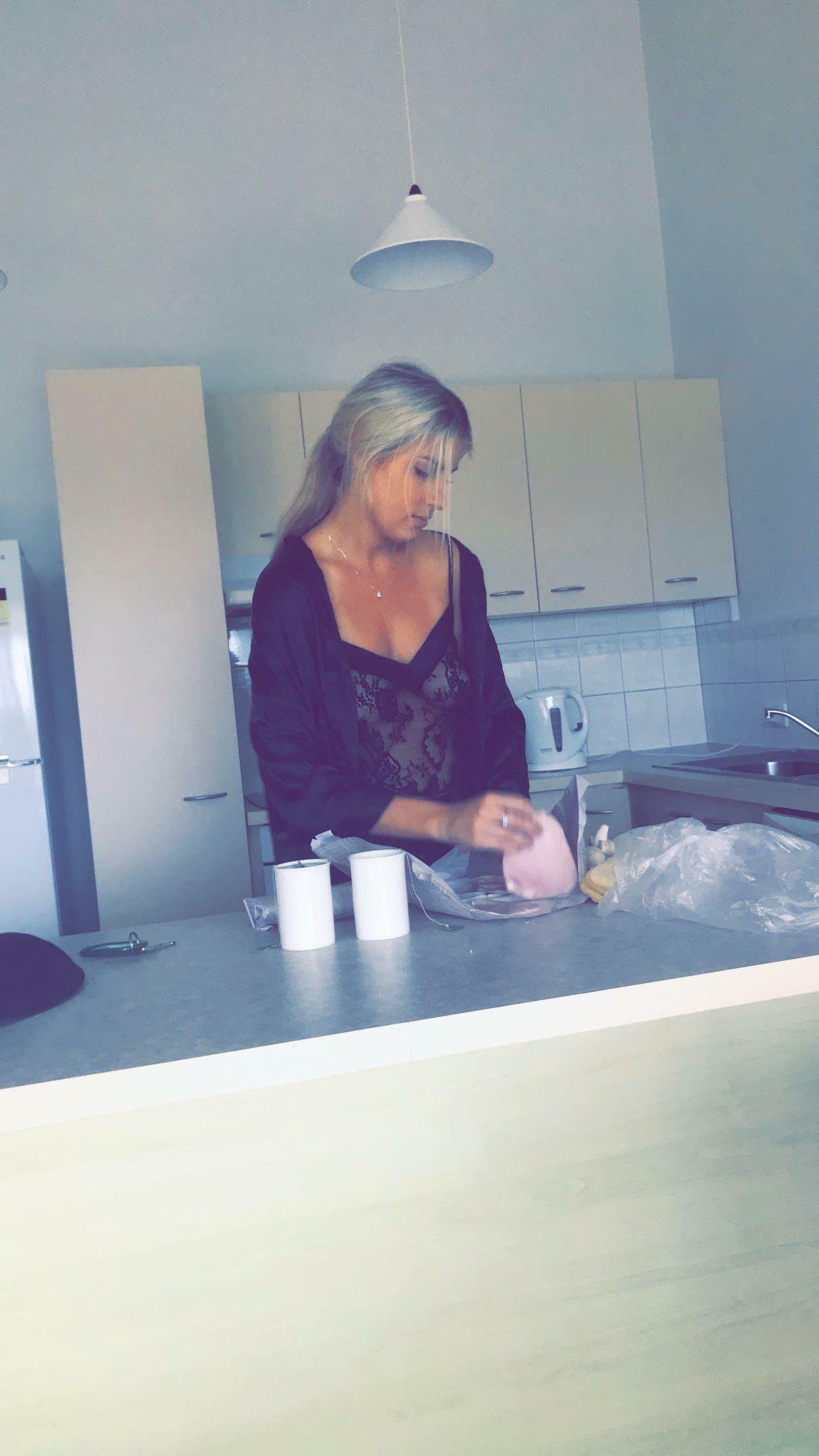 My friend got this pic of me this morning making breakfast! Thought Iâ€™d share ðŸ¥°