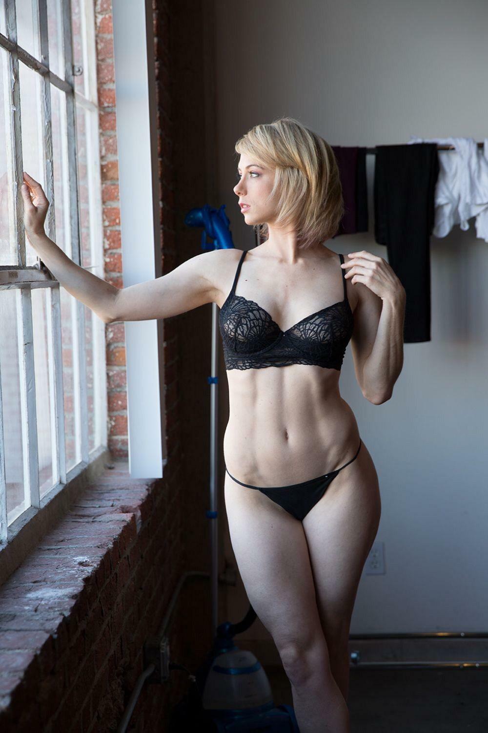 Iliza Schelsinger