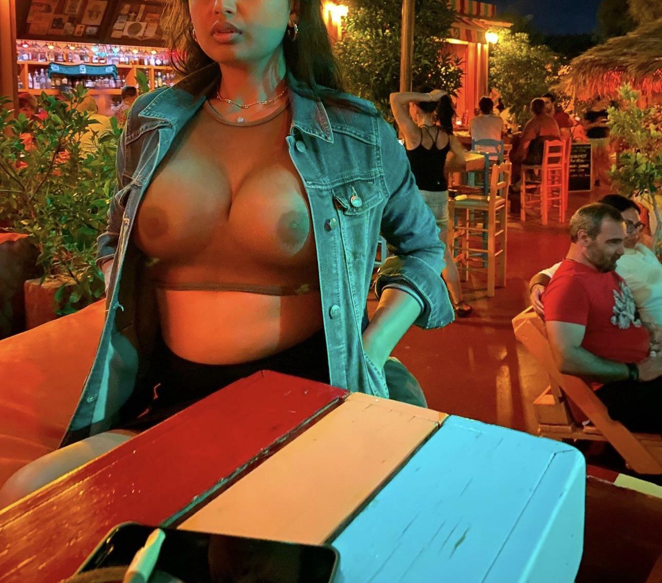 How’s my top ❤️❤️(f)