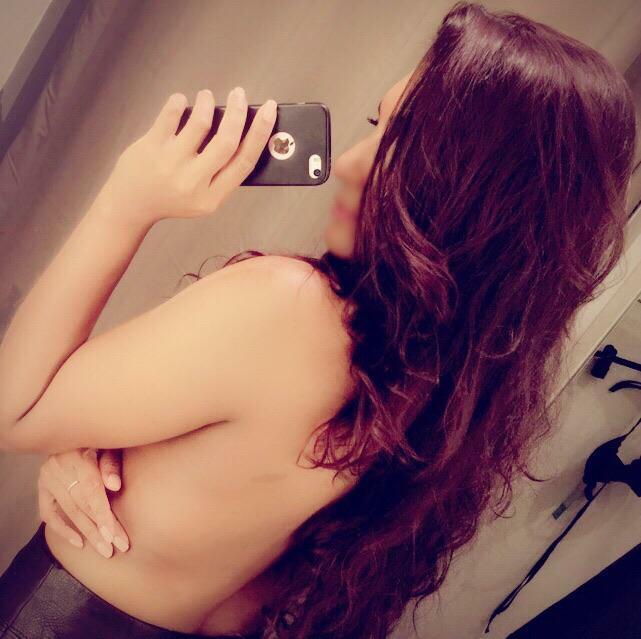 Long hair always gets â€˜em juices lowing! ðŸ¤¤