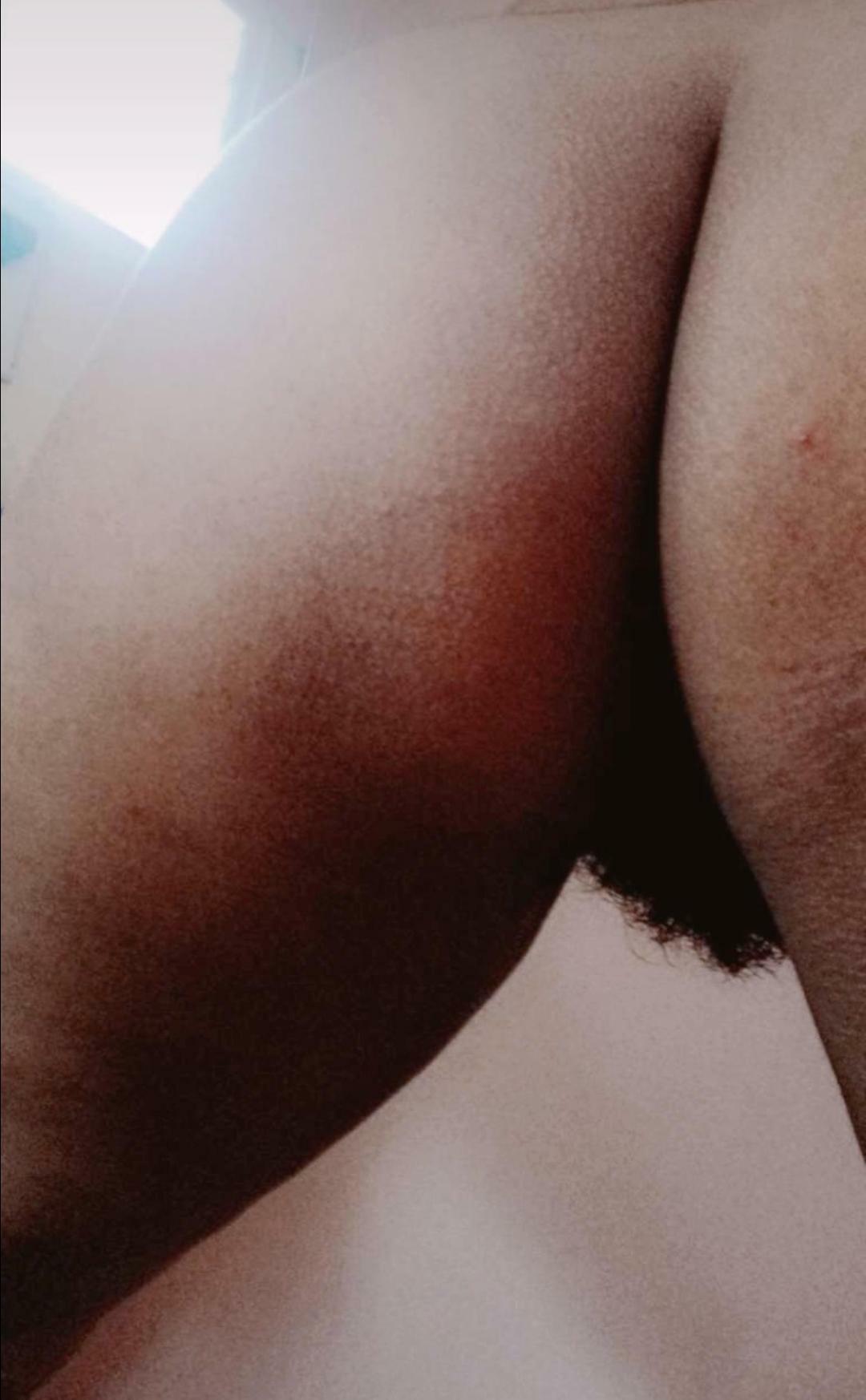 Comment or DM me on what you'd do to my bushy pussy and I might spread it for ya ðŸ‘…ðŸ‘…