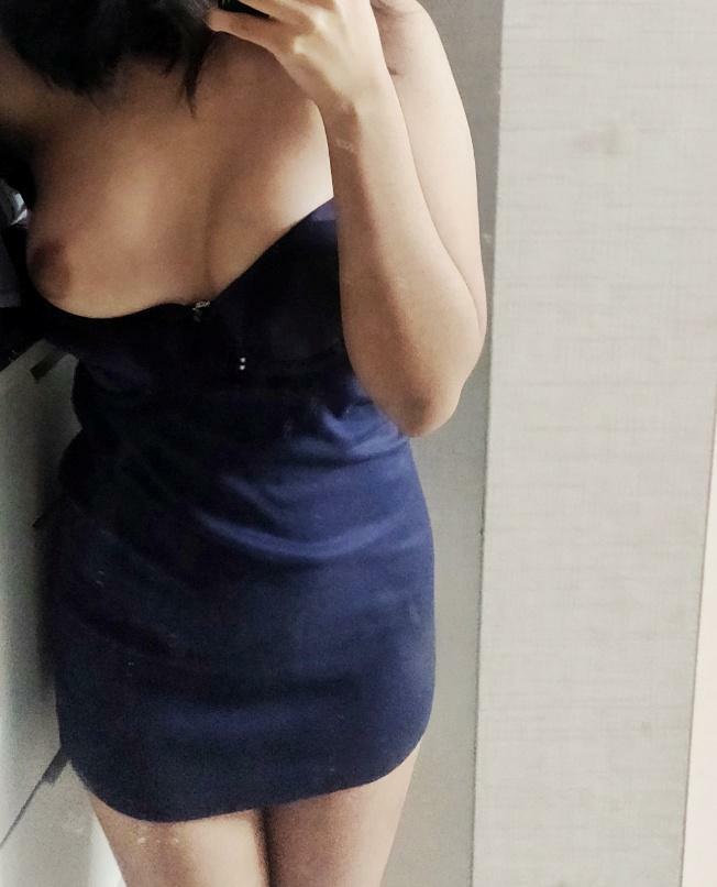 Do you like my dress or should I take it off (f)