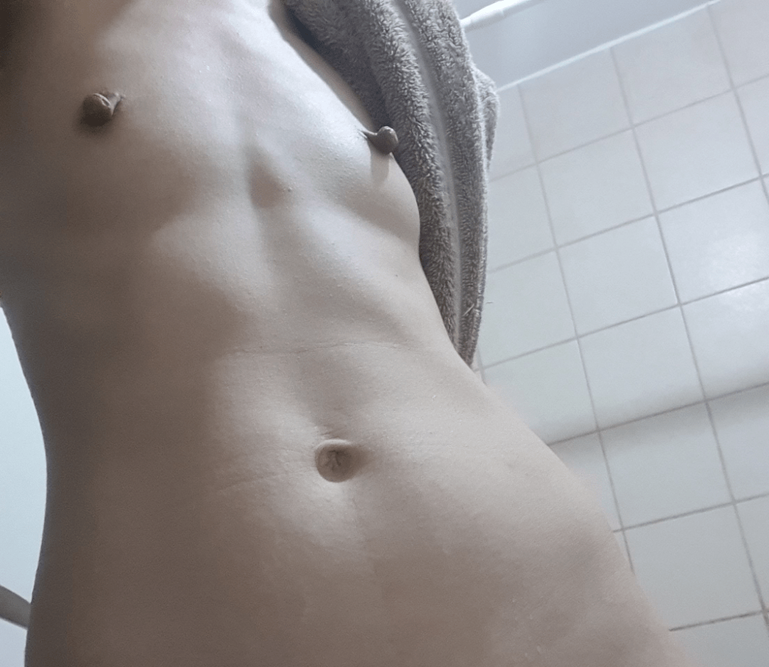 They're looking at u ?