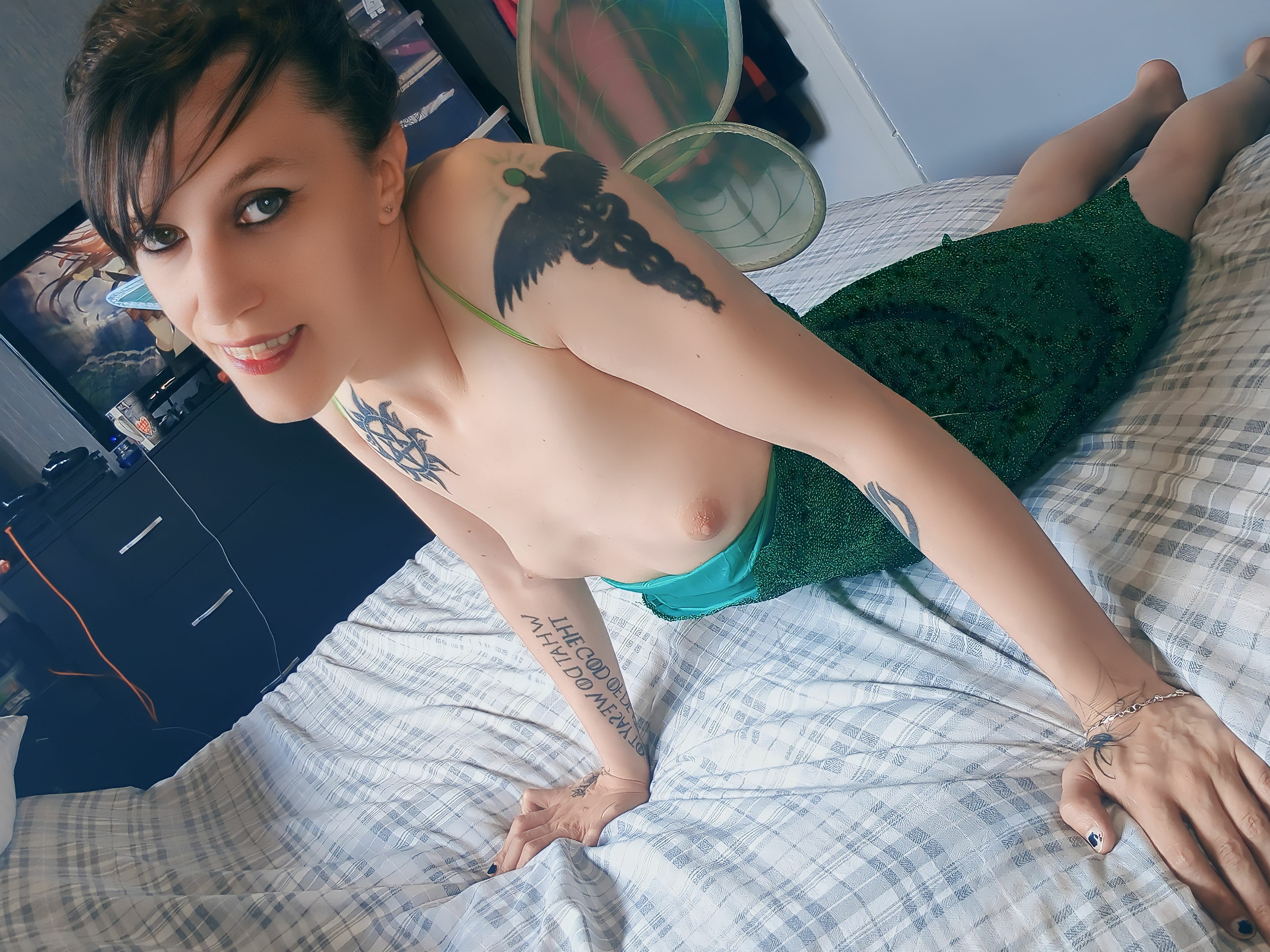 Tiny Tinkerbell tits for you ??