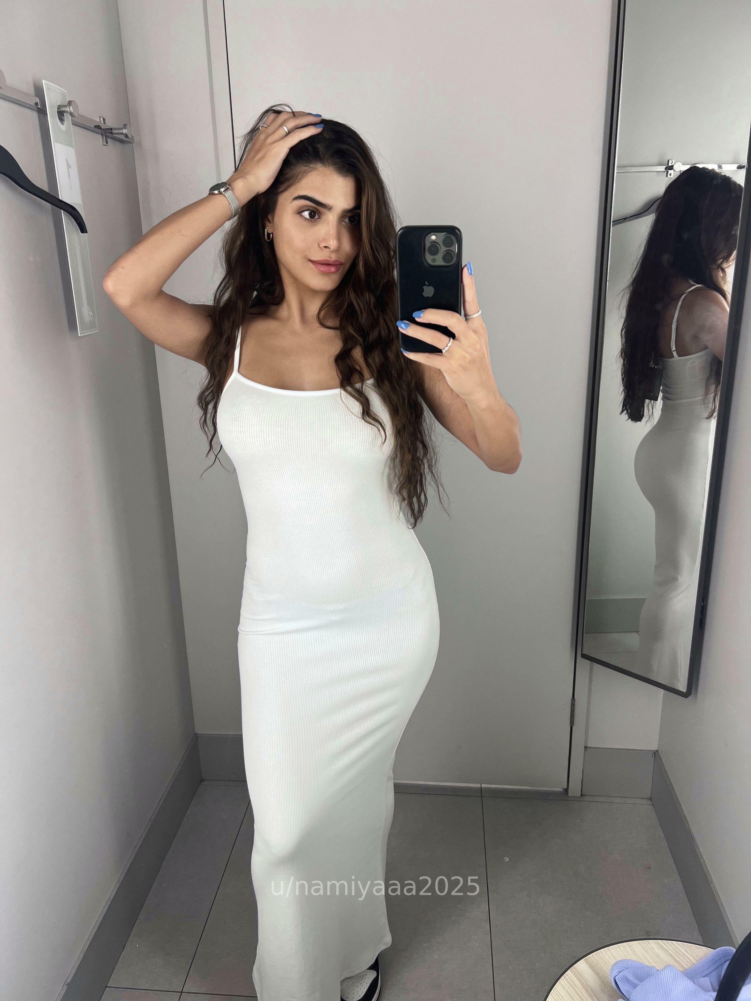 Sharing this funsized body in a tight dress with you