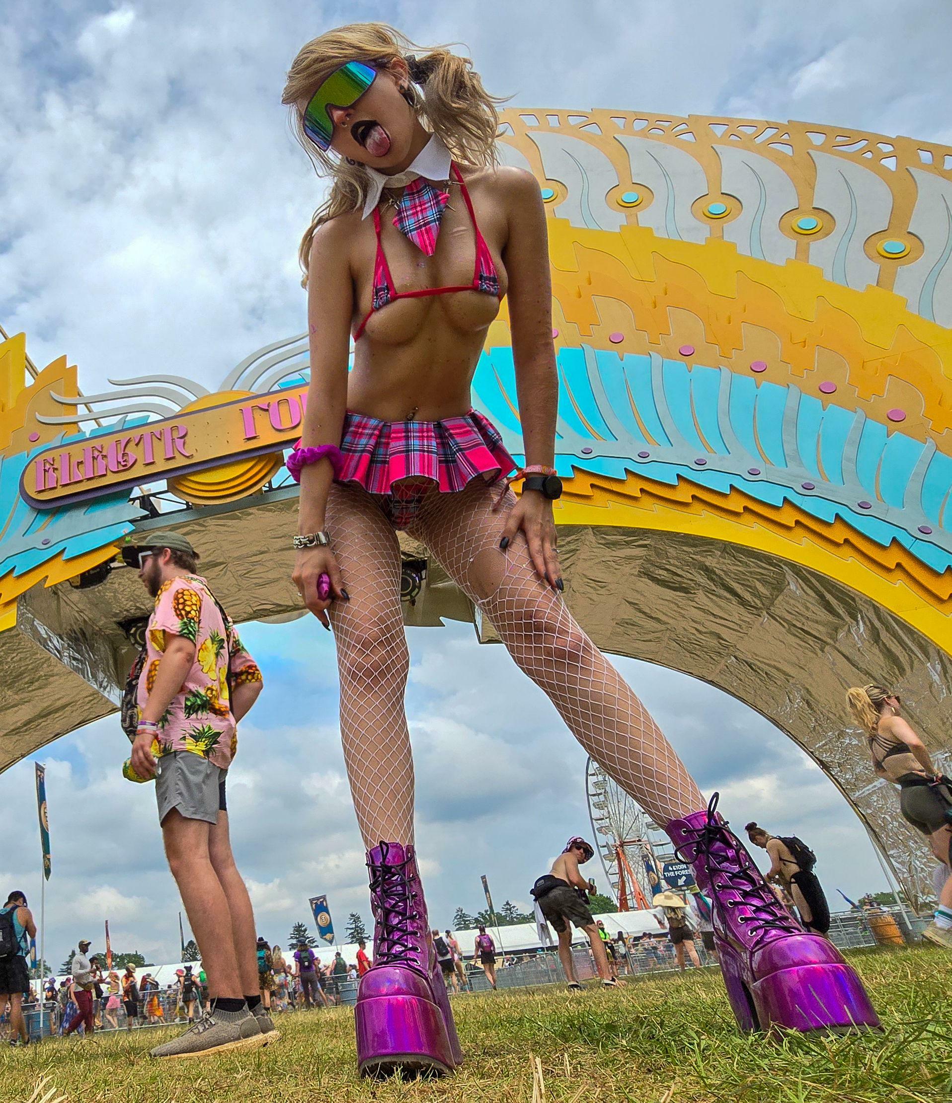 nasty girls wear ball stompers just in case