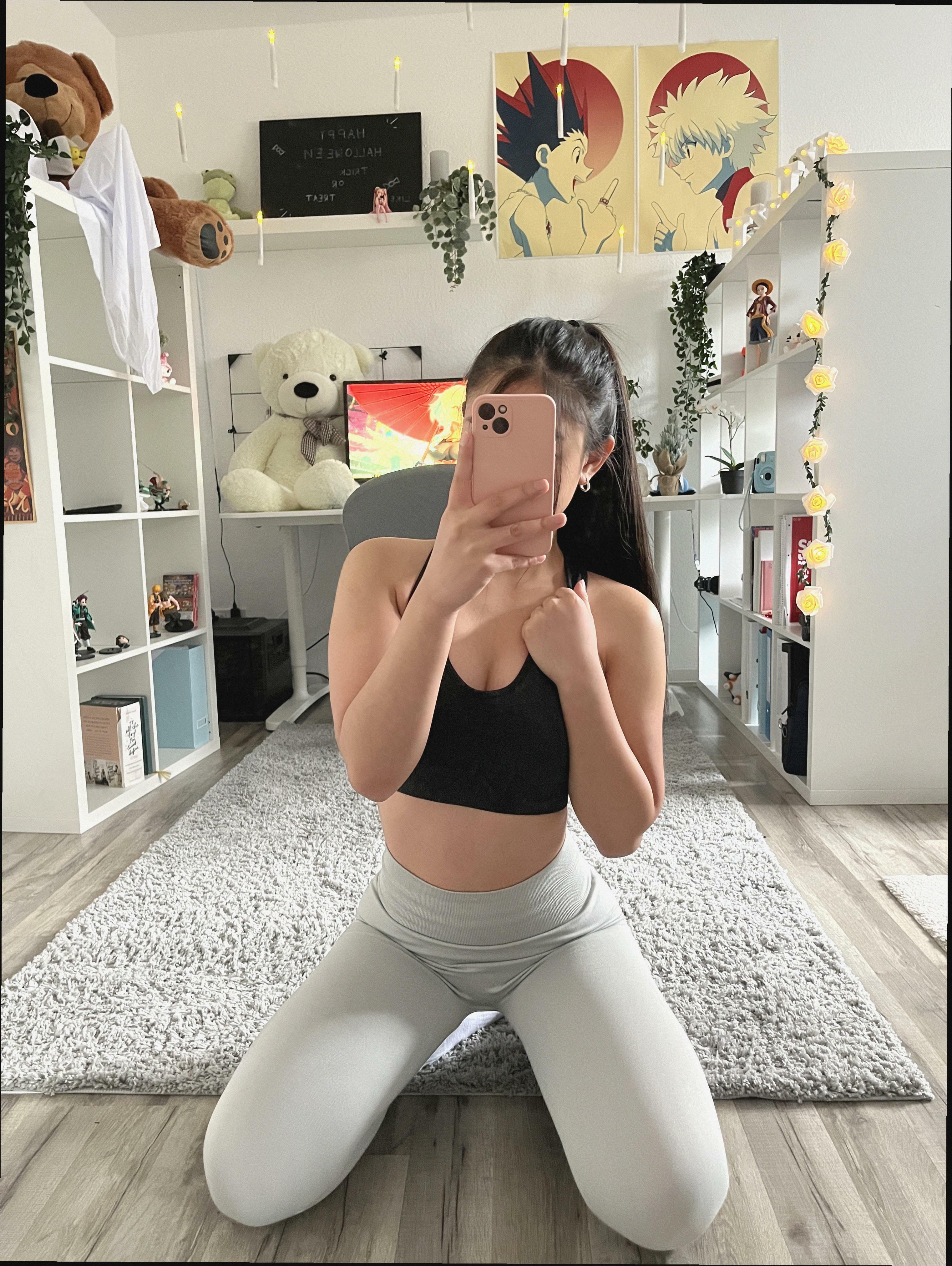 being extra small means being extra cute..for u:3