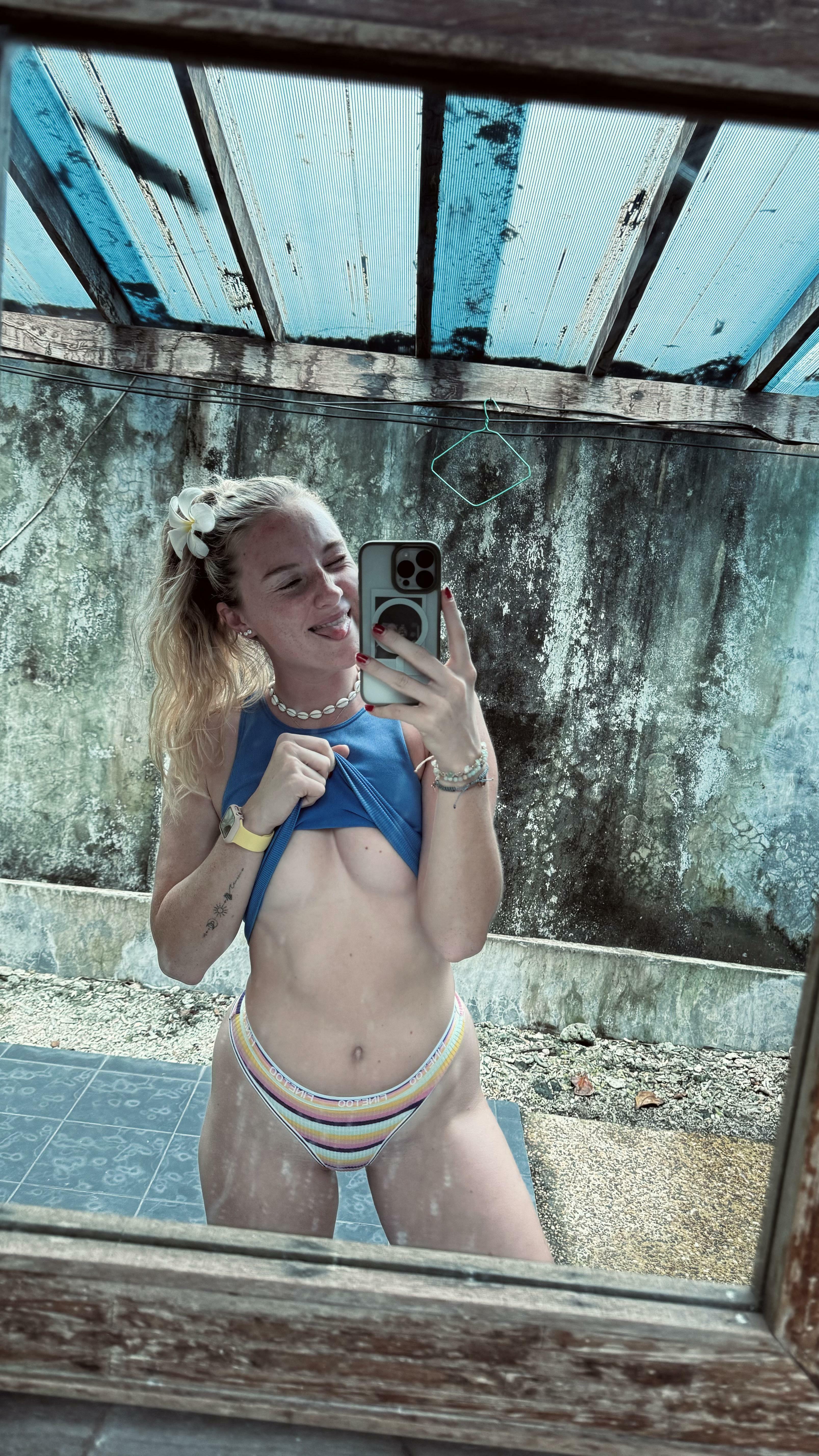 I wanna be used like a toy tonight