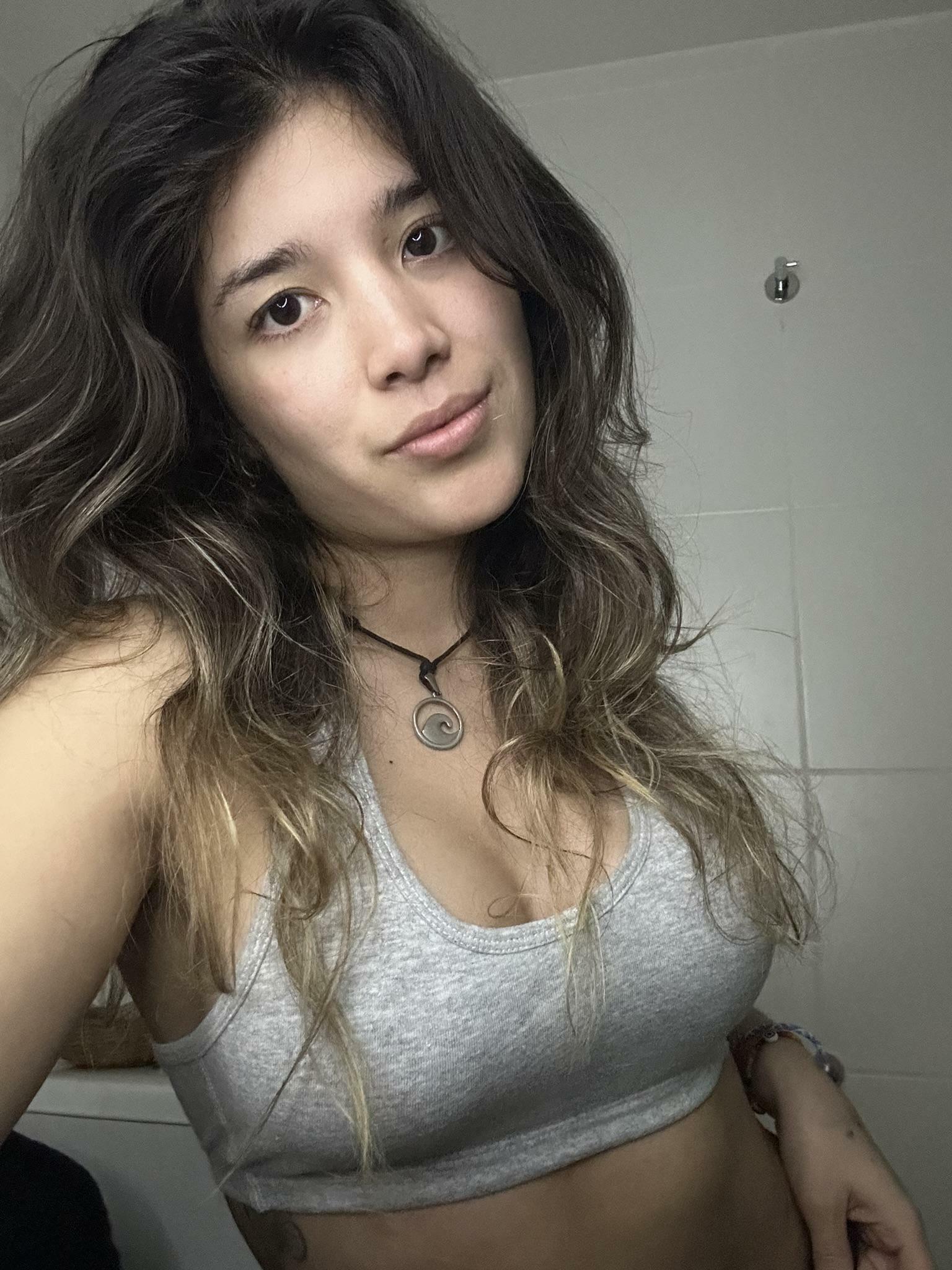 Can I be your tiny latina sidechick?