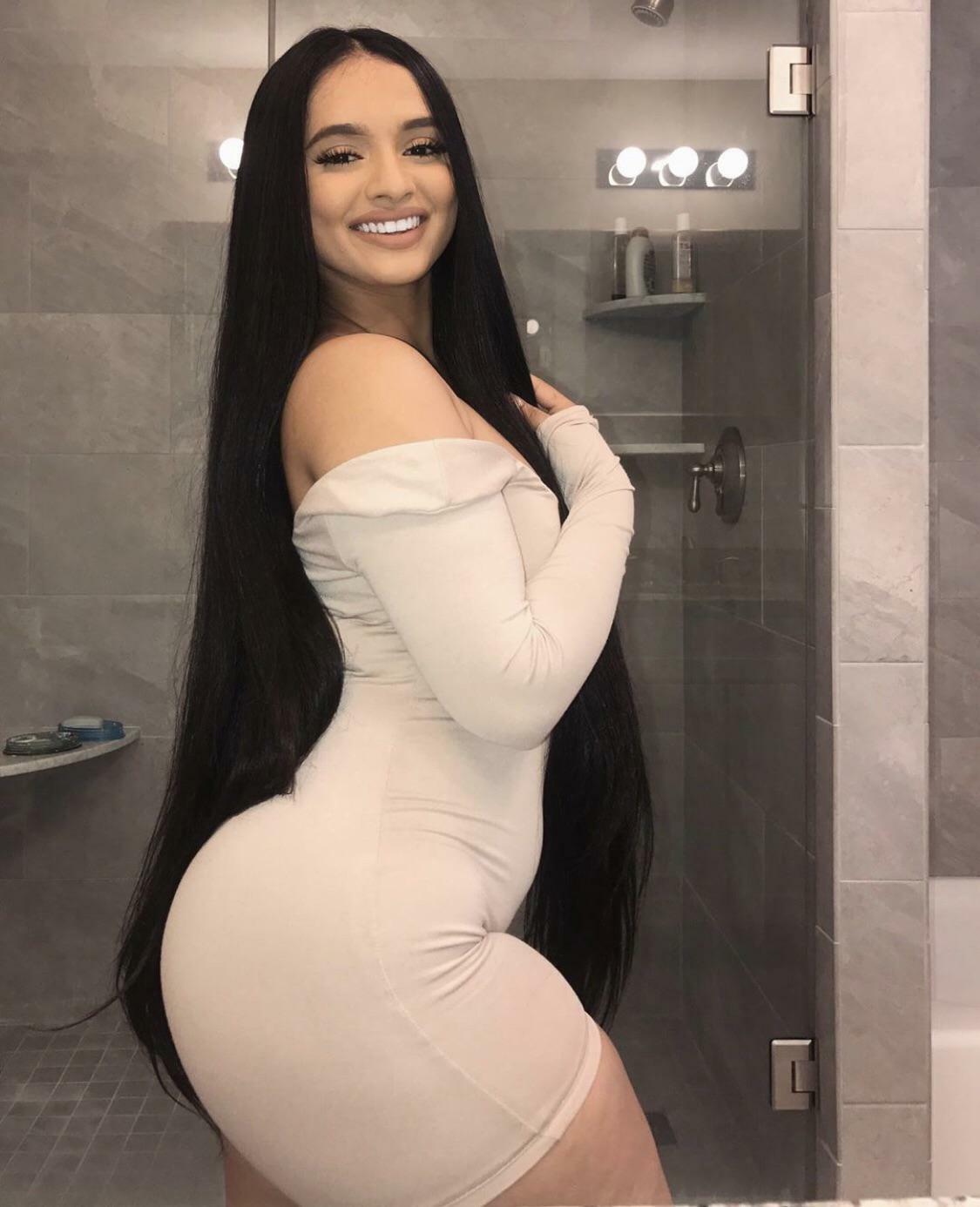 Brown women got them curvesss