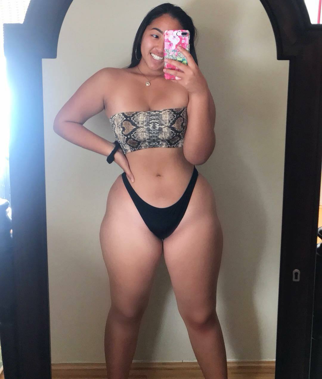 Thick asian cutie