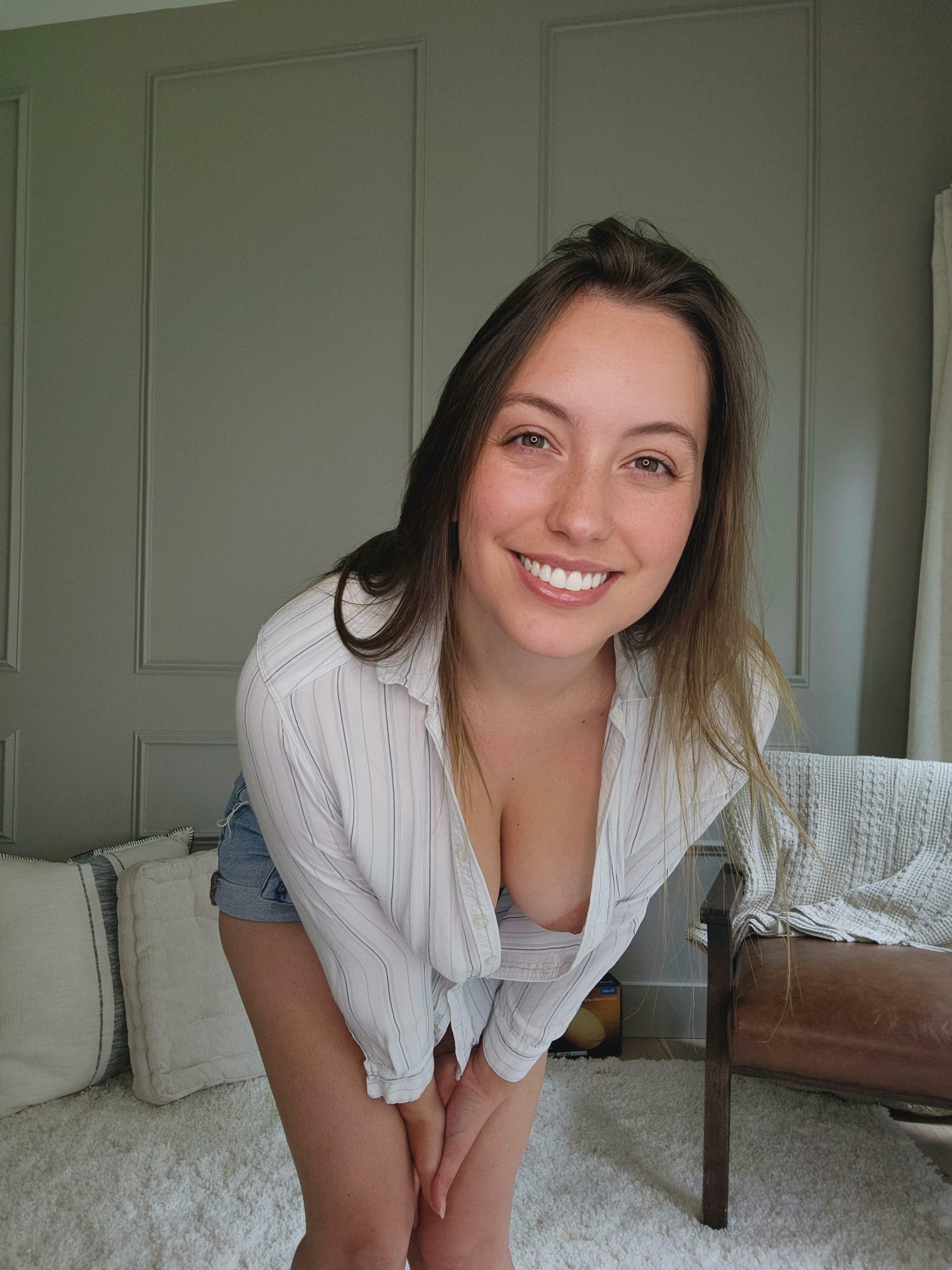 Button downs make such good views