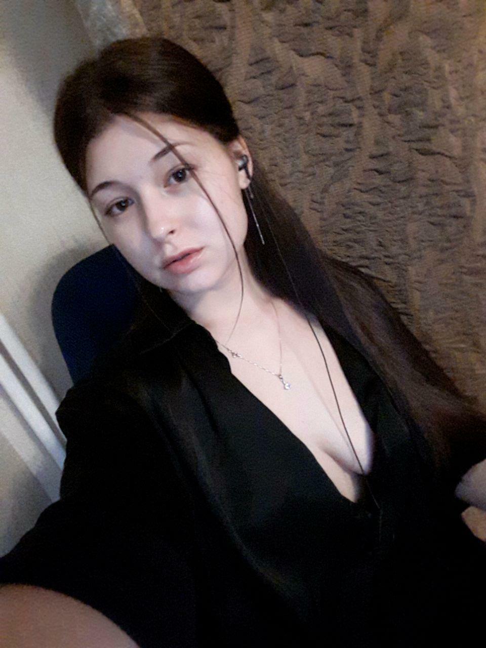 how much I want to unbutton this shirt all the way...