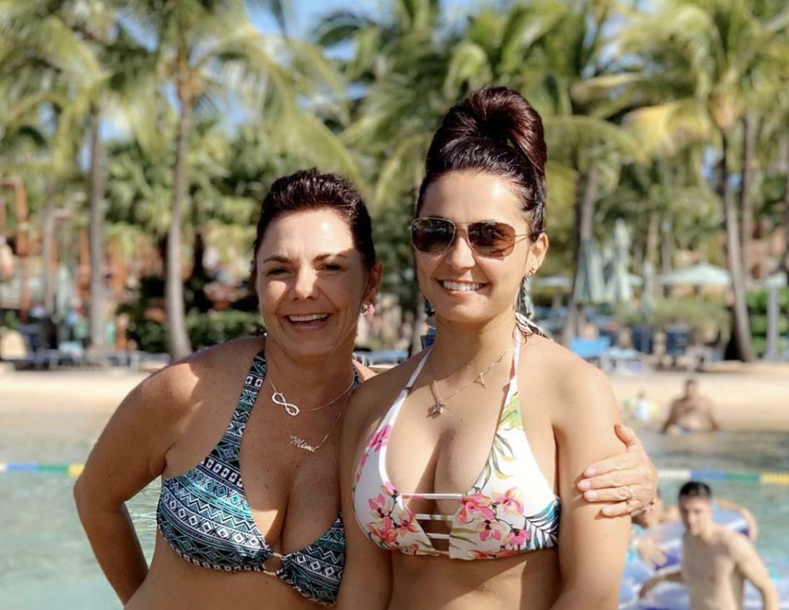 Sexy mom and daughter I know. They both love showing off there nice natural tits.