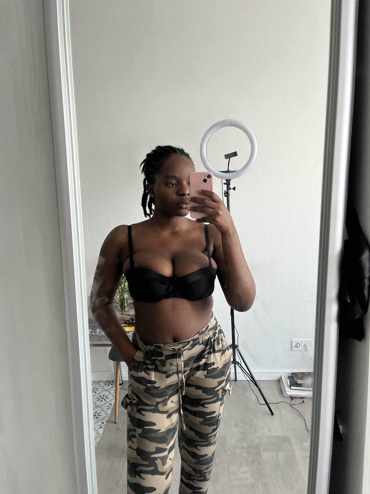 my 19f african cleavage is unmatched