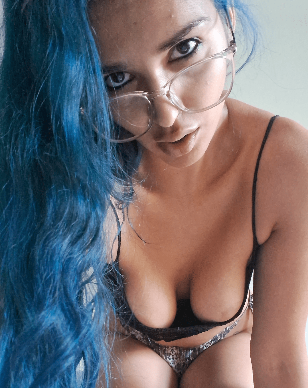 I am a psychologist, what would happen if I bent down to pick up my pen?