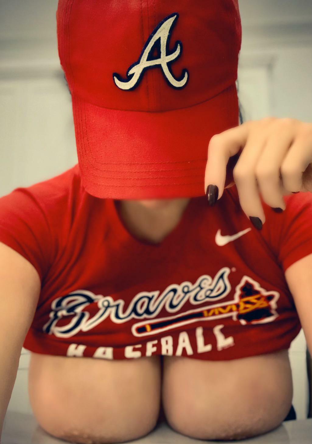 Tonight is the red out game in Atlanta!! Pulled out all of my red, but that’s not all that popped out! Go Braves! ⚾️?⚾️