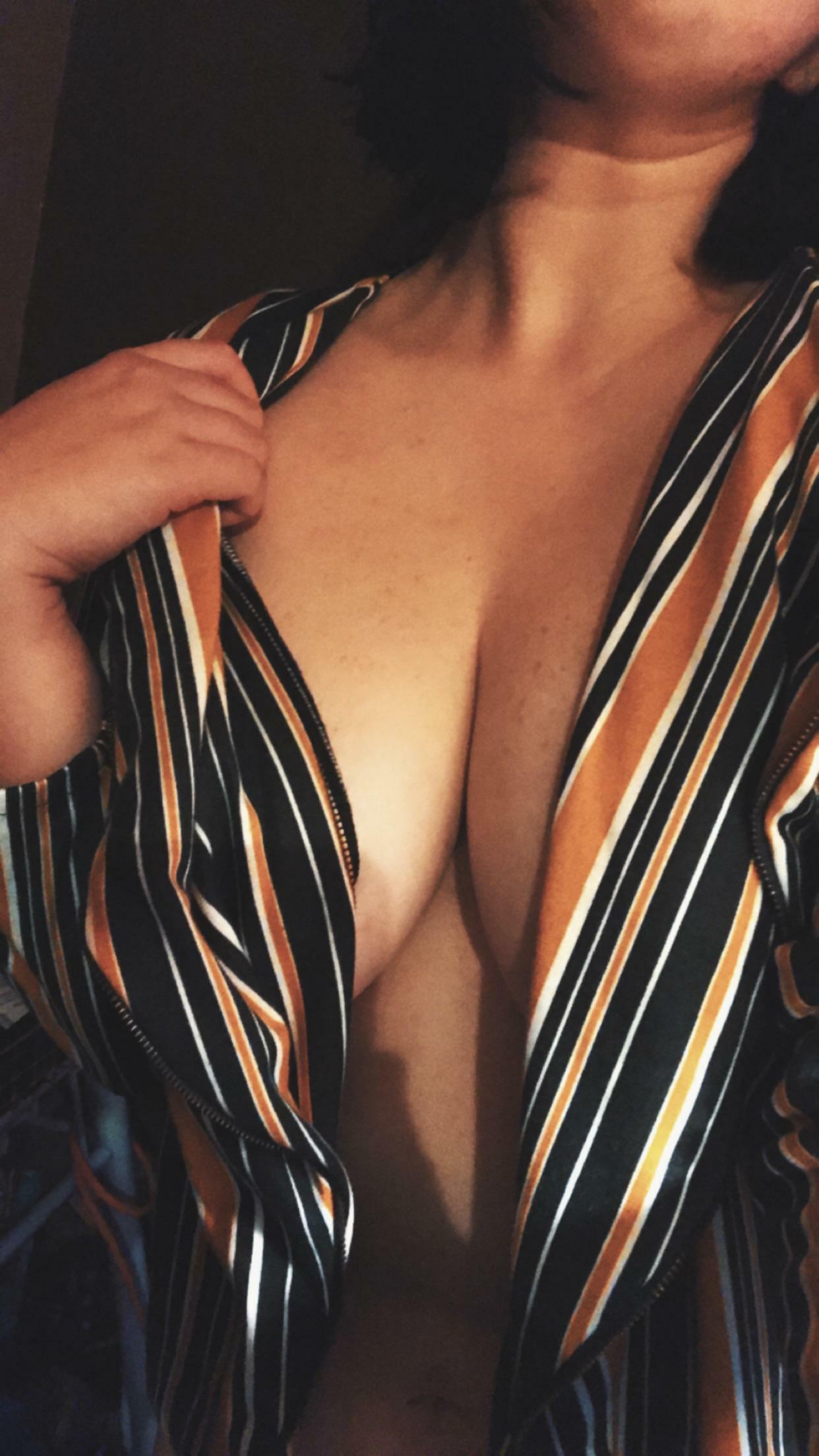 Did I hear there was a no bra open jacket trend here? (21)