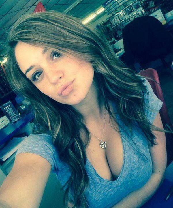 Cleavage selfie