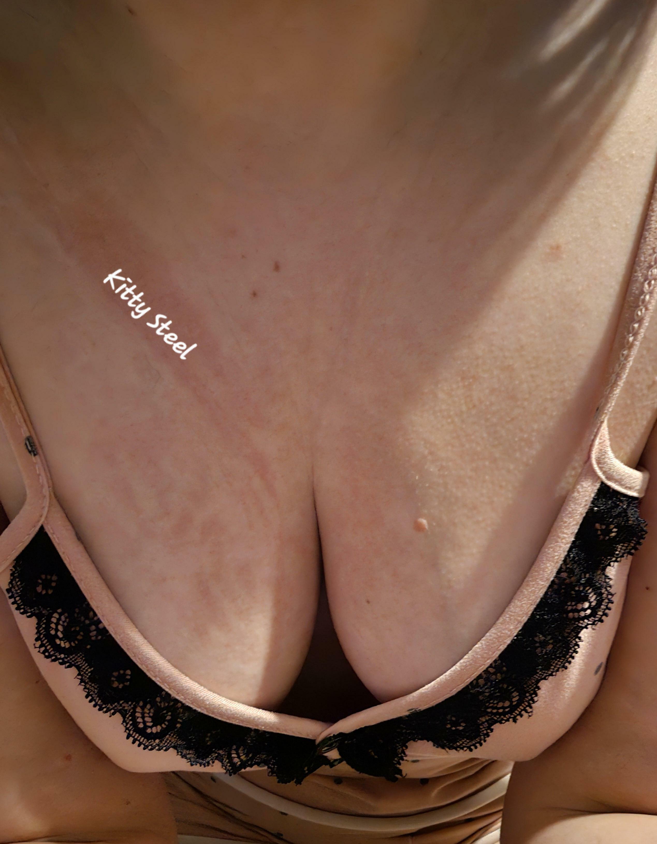 Early AM downblouse ?