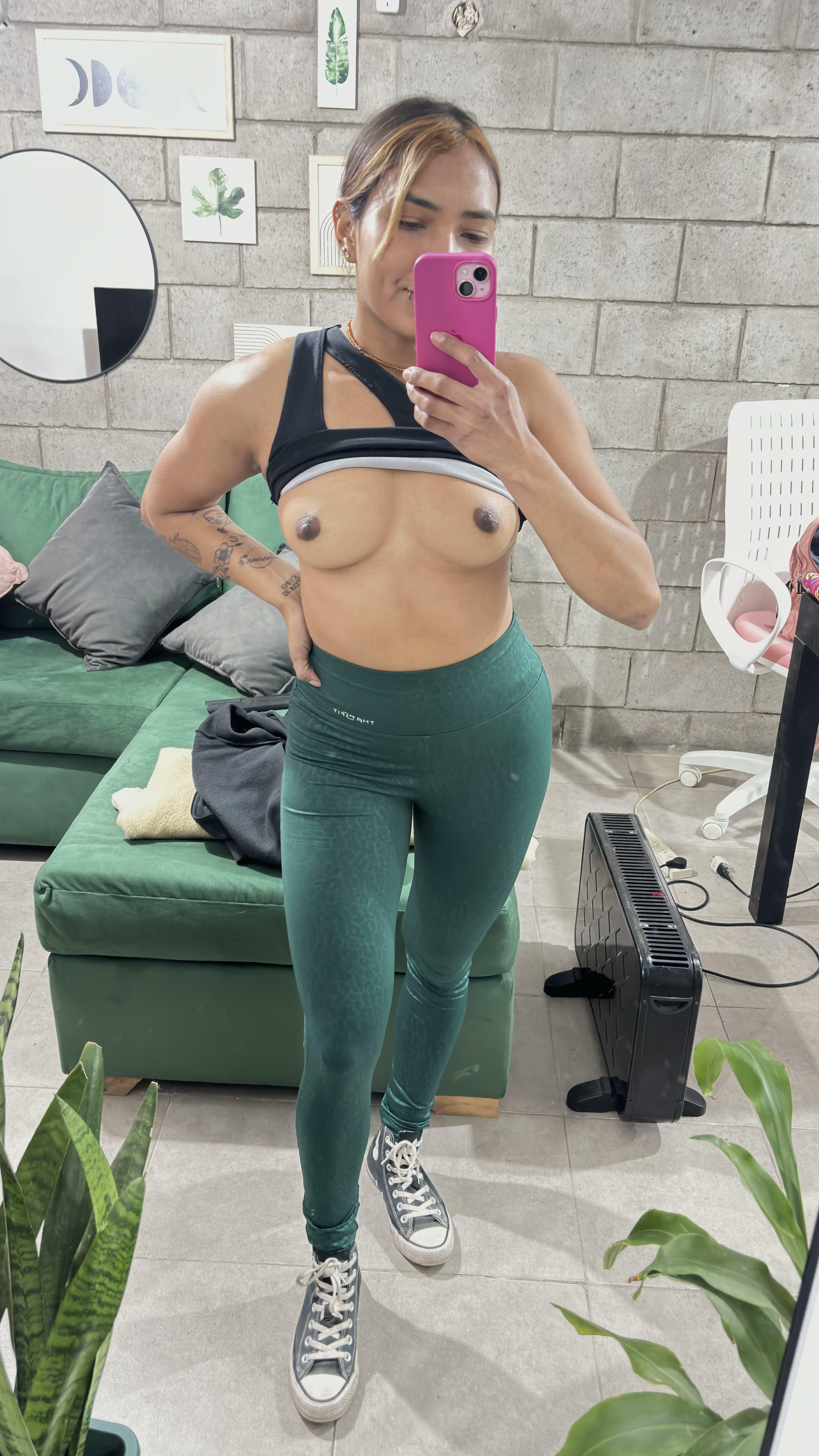 Latina newcomer from the gym