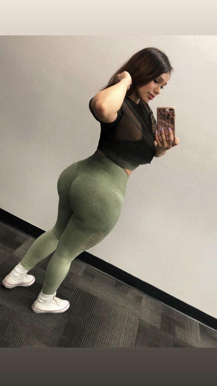 Sexy ass latina