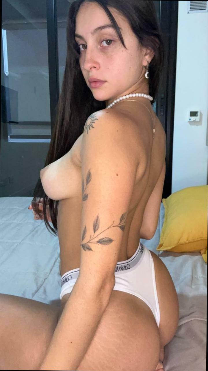 Hi, I'm the girl you just fell in love with