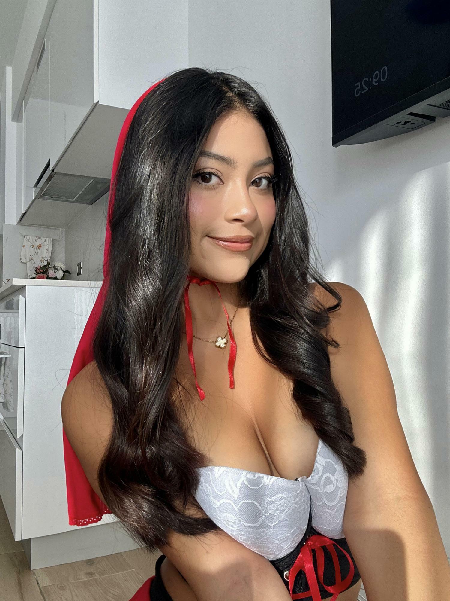 Looking for a wolf to eat me