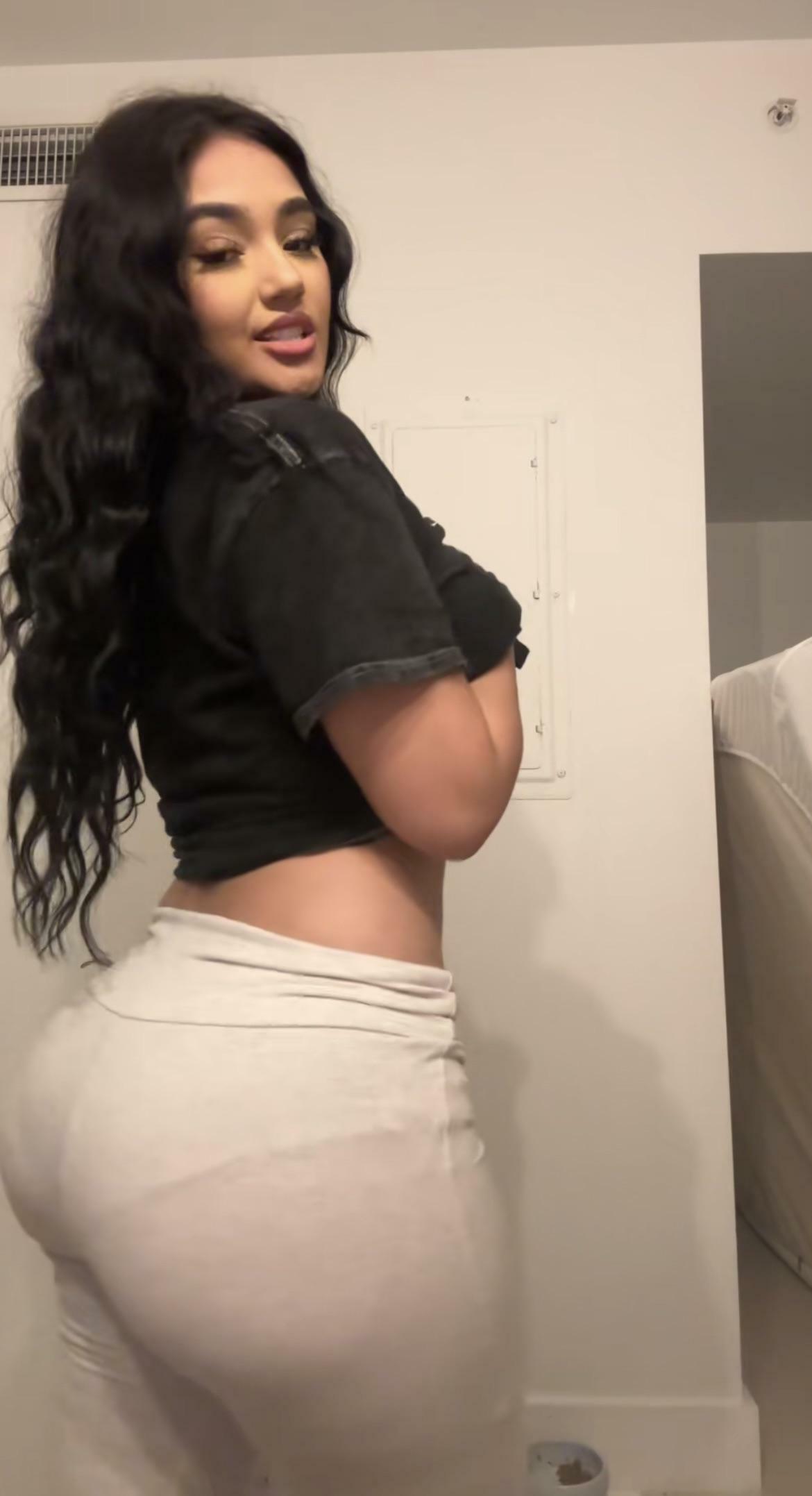 Latina linda