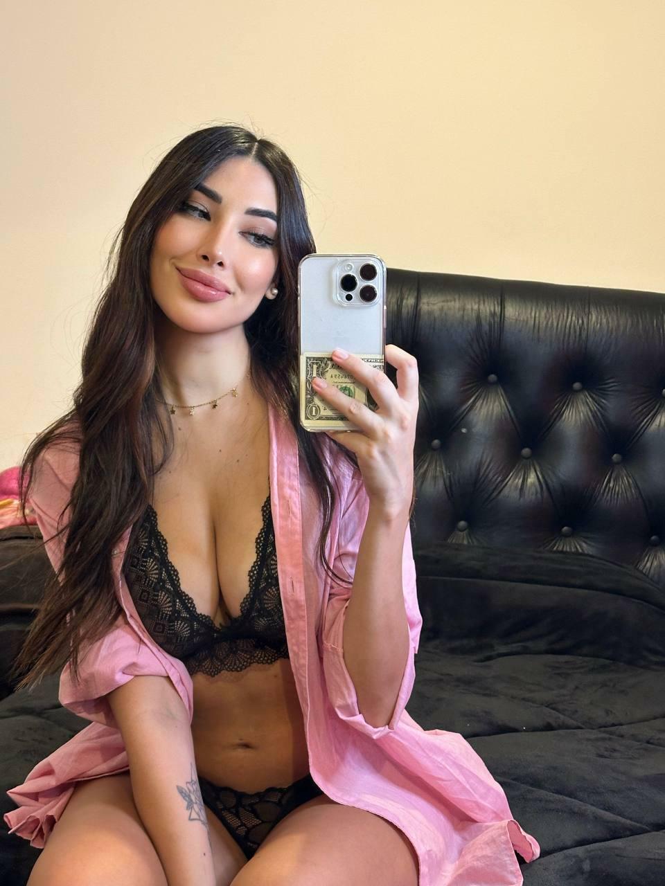 could you get used to this smile?