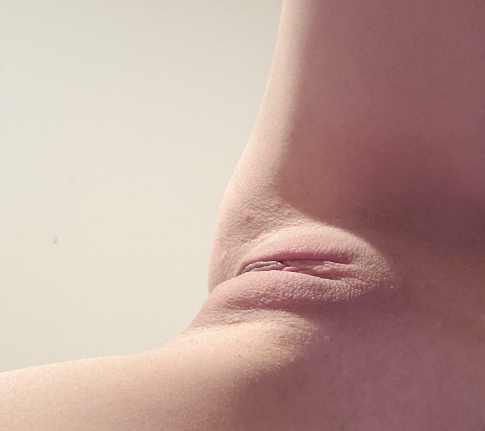 Itty bitty, teeny weeny, little pinky fleshy innie.