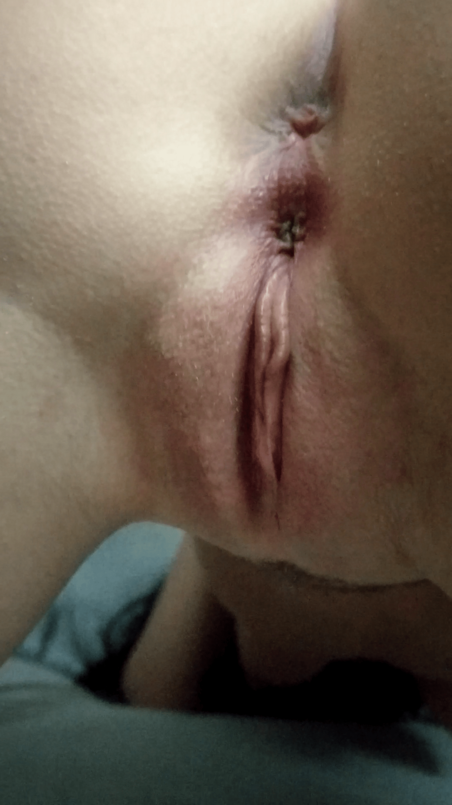 Showing my pussy to my bf before he fucks me