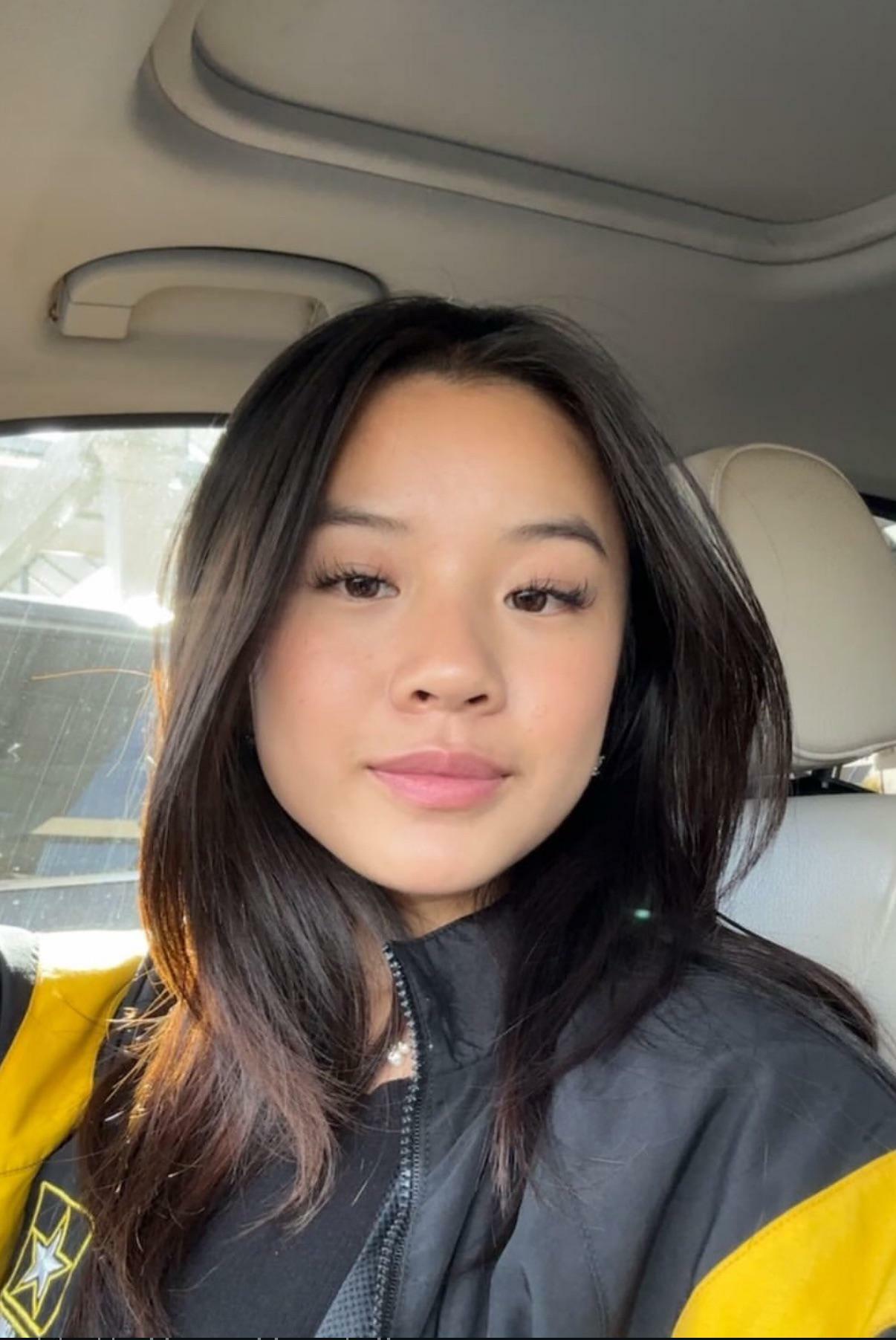 chat with me ?