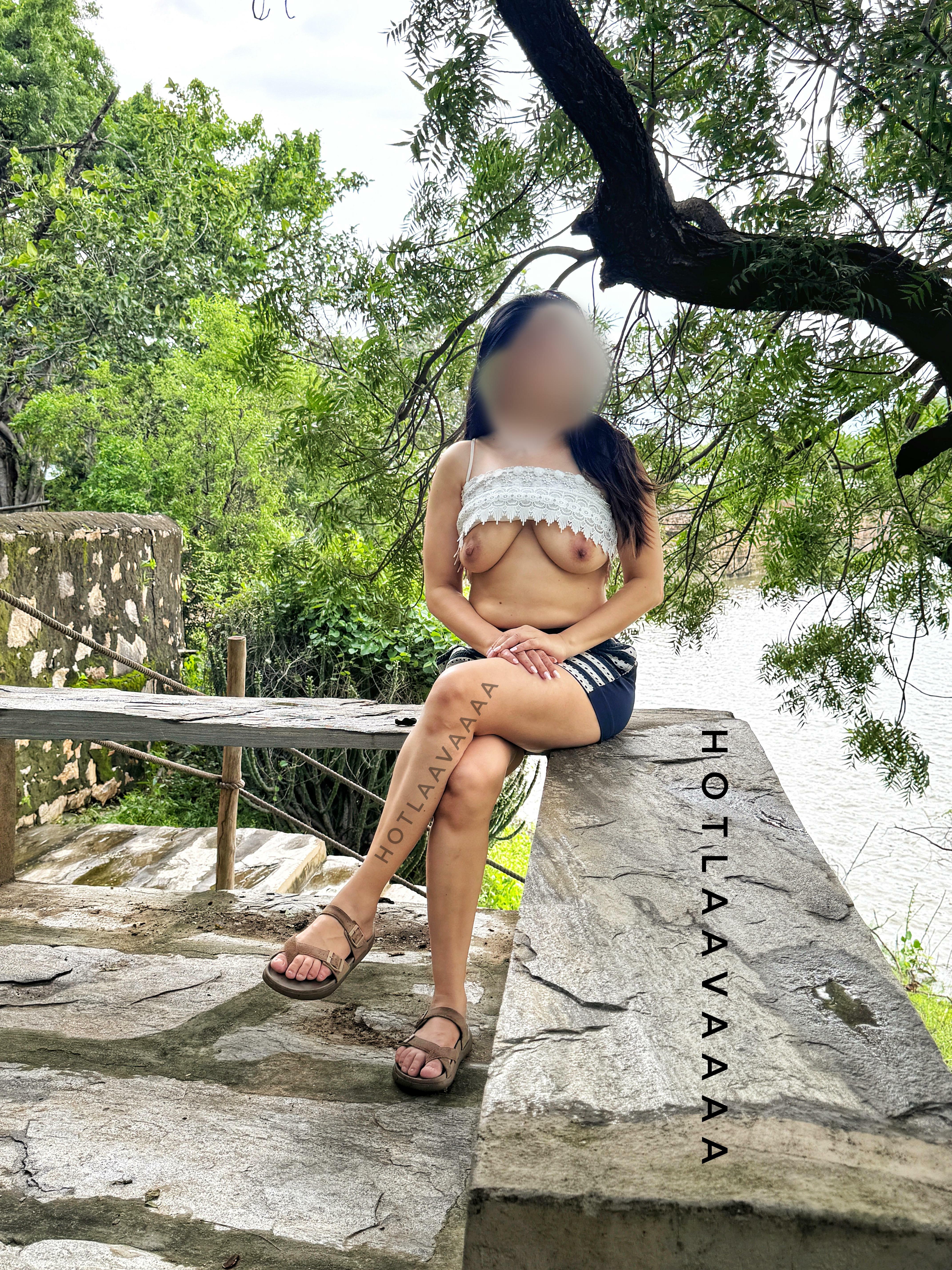 Such a pretty location , I wanted to flash immediately ?