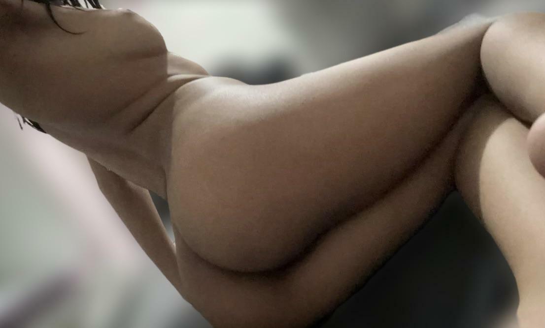 [F18] an angel looking to get fucked hard … ?