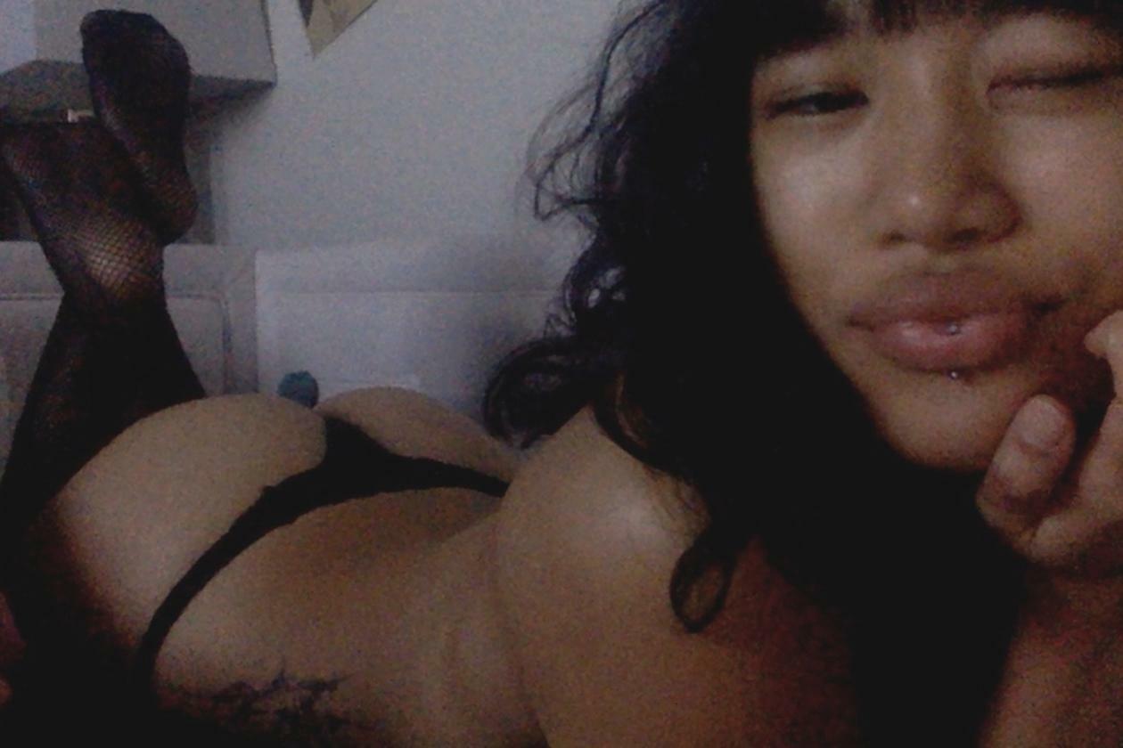 Asian girls give the best head