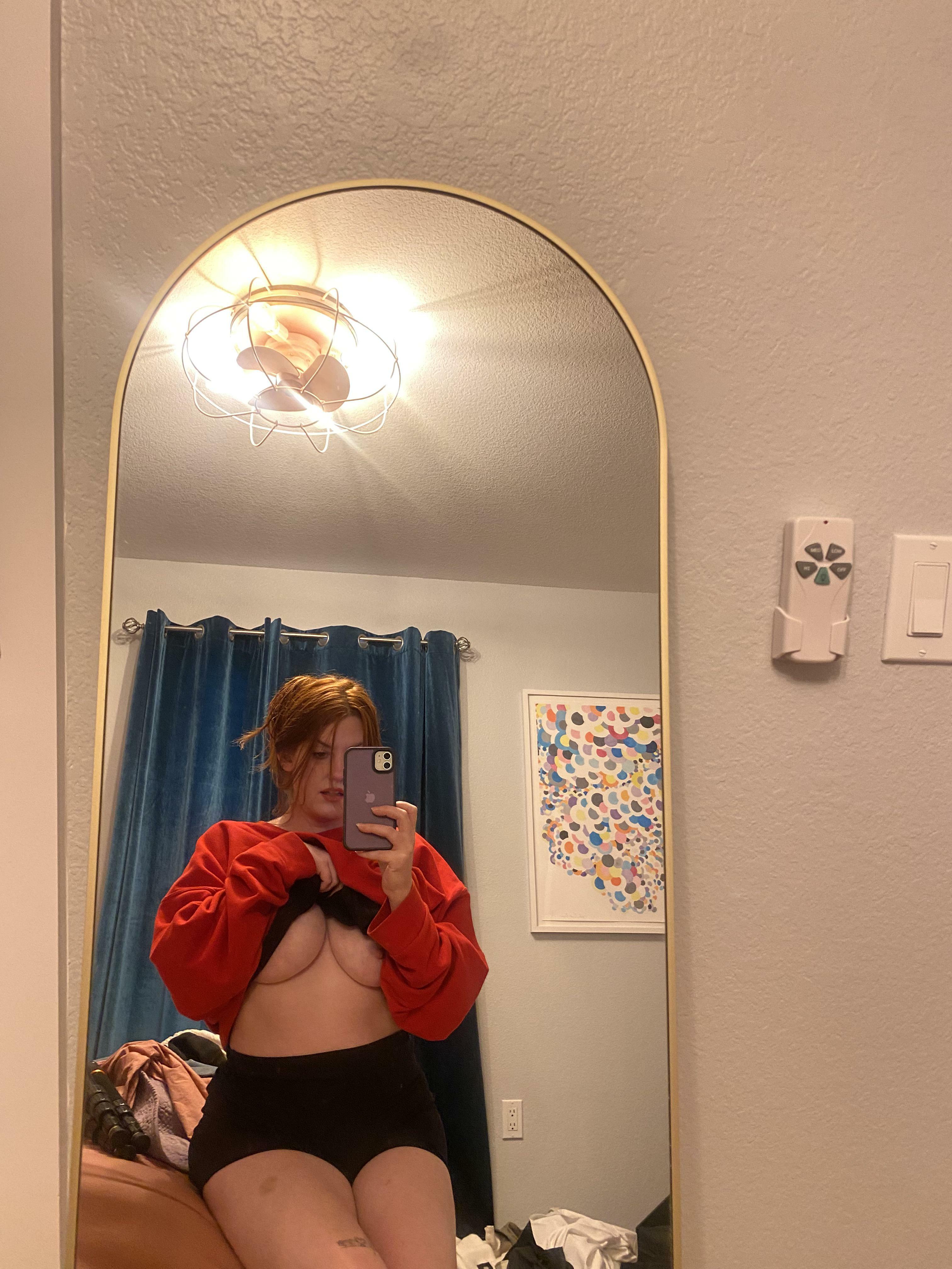 redheads wearing red is so hot