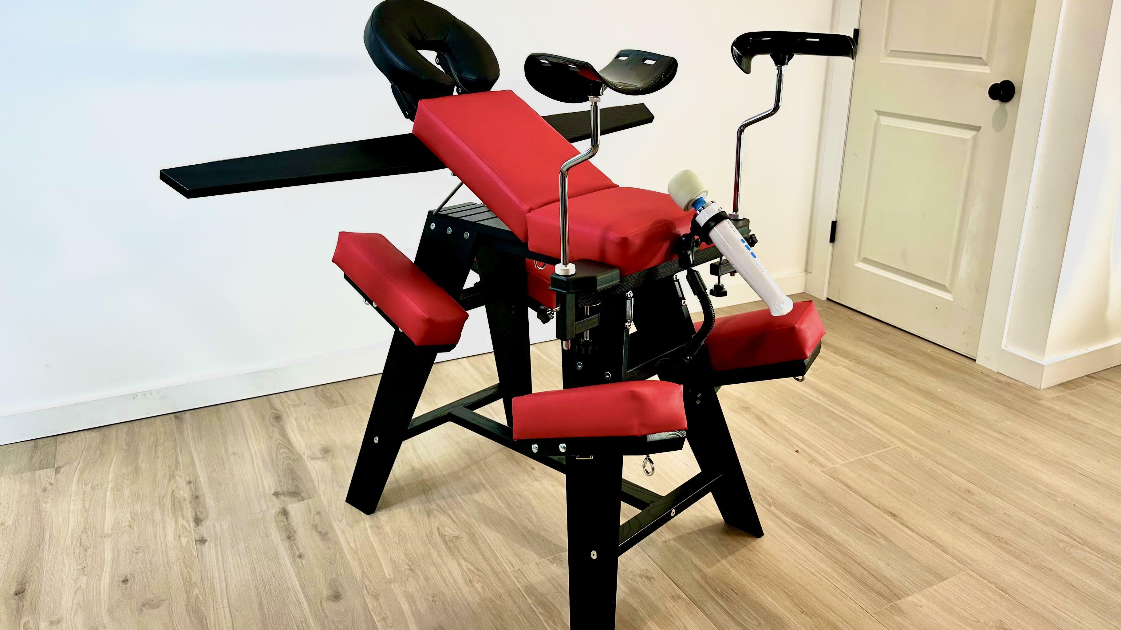 Finally built a gift that suits all tastes. I’d bet a few of you would take a ride! Merry Christmas
