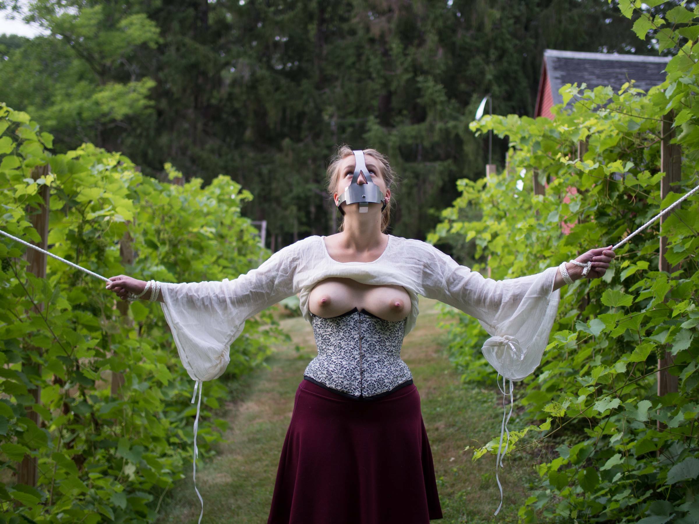 Melissa roberts bondage