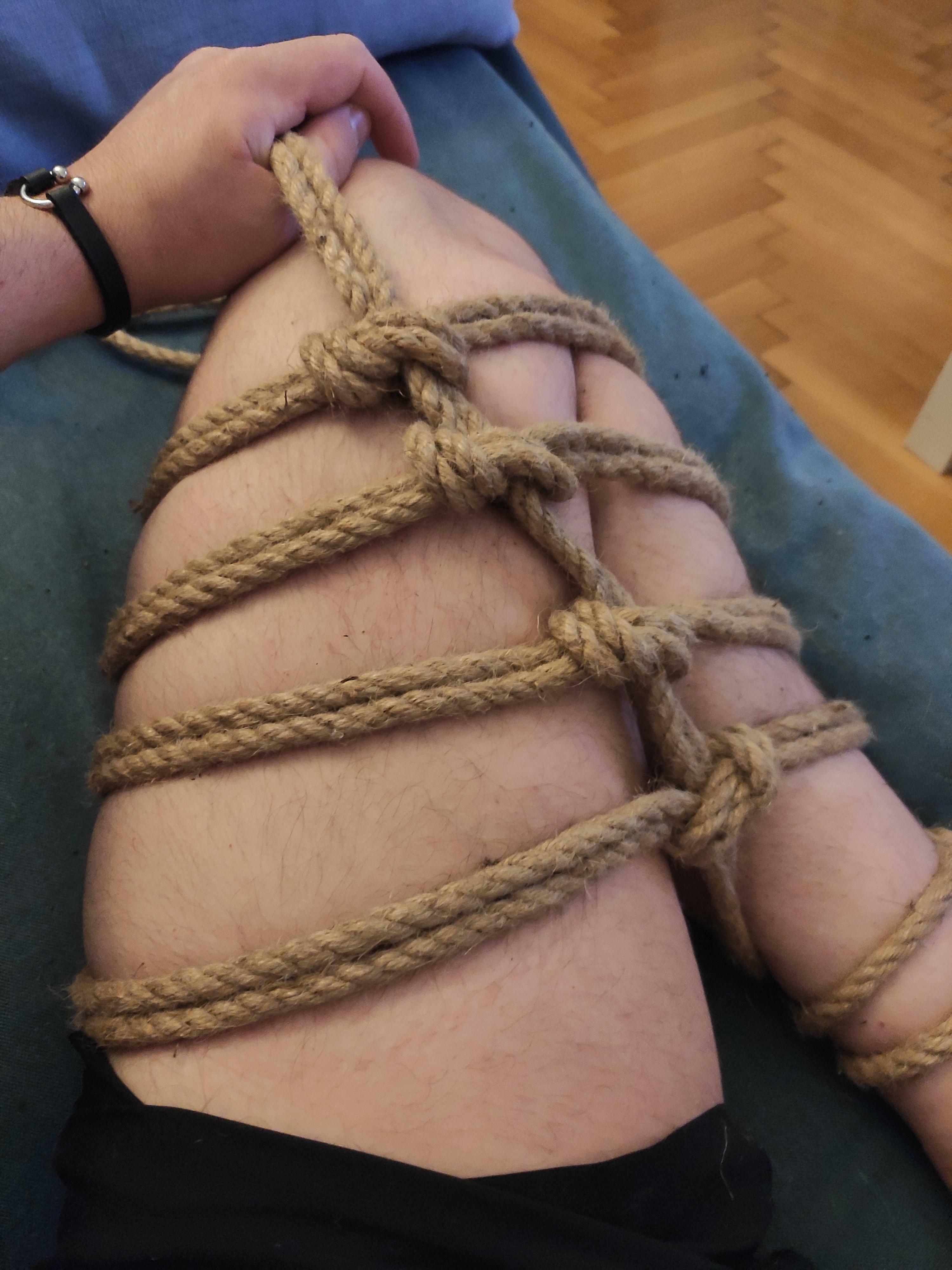 Learning some knots