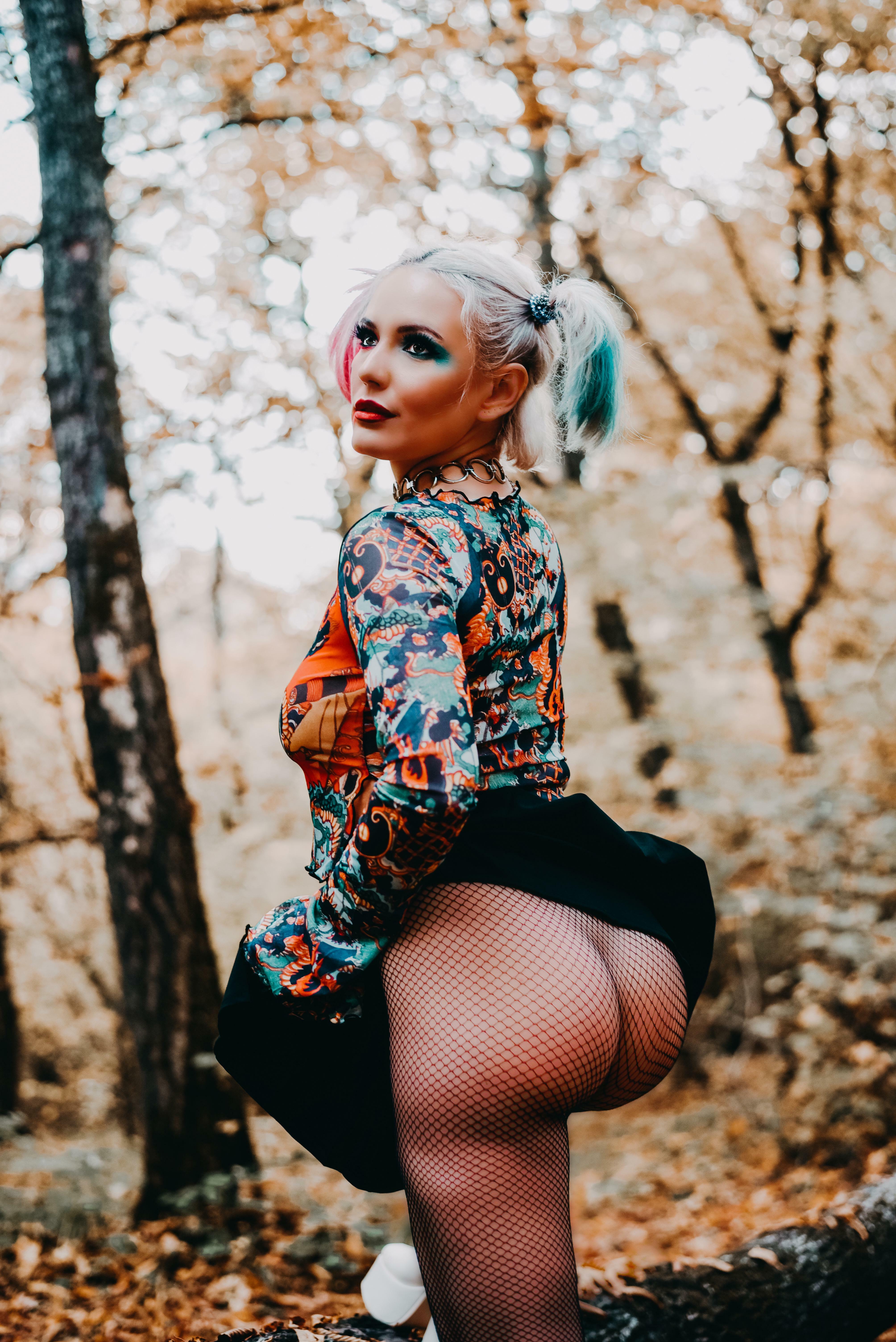 Milf booty here.