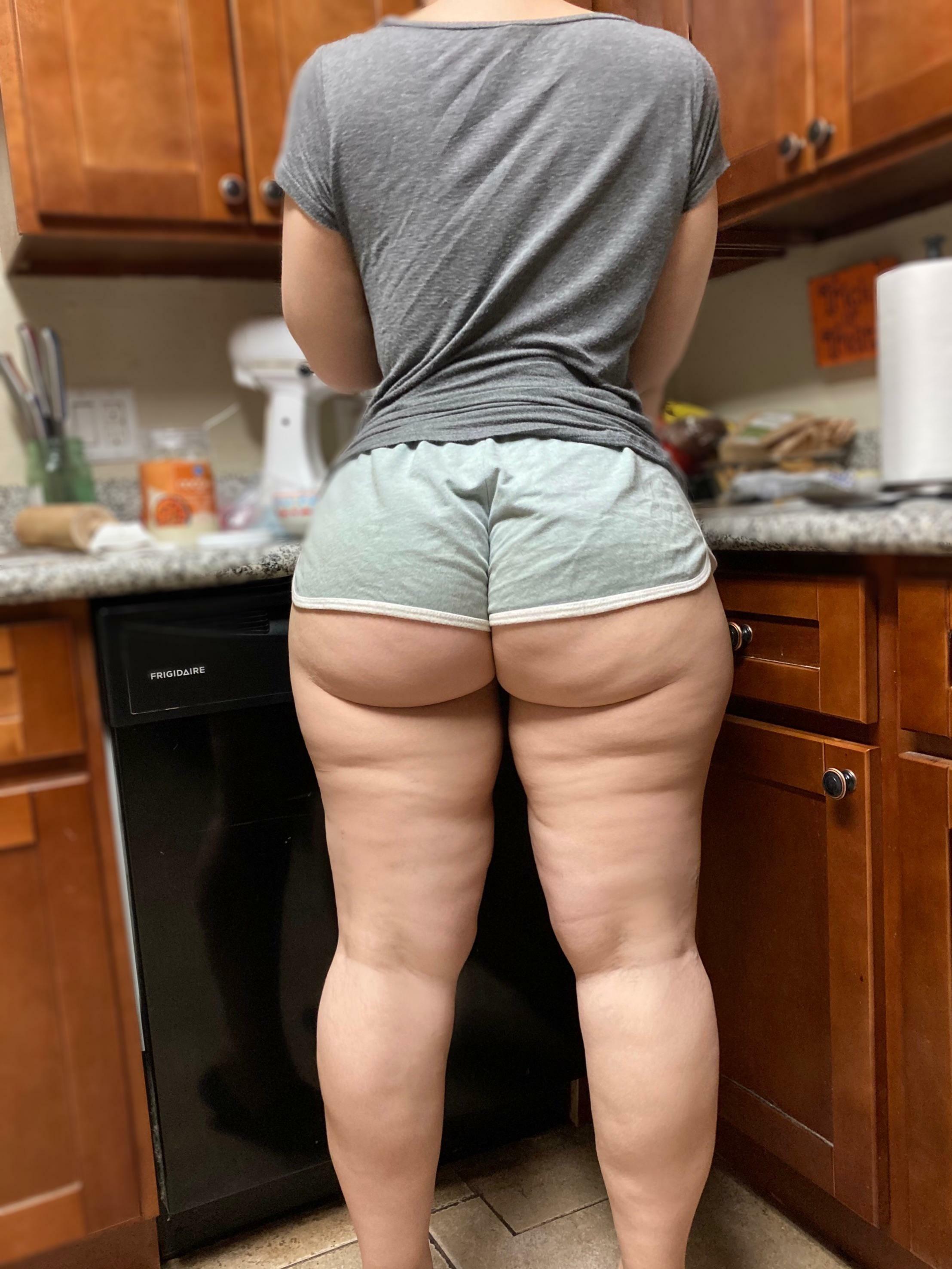 This ass is hungry!!! ?