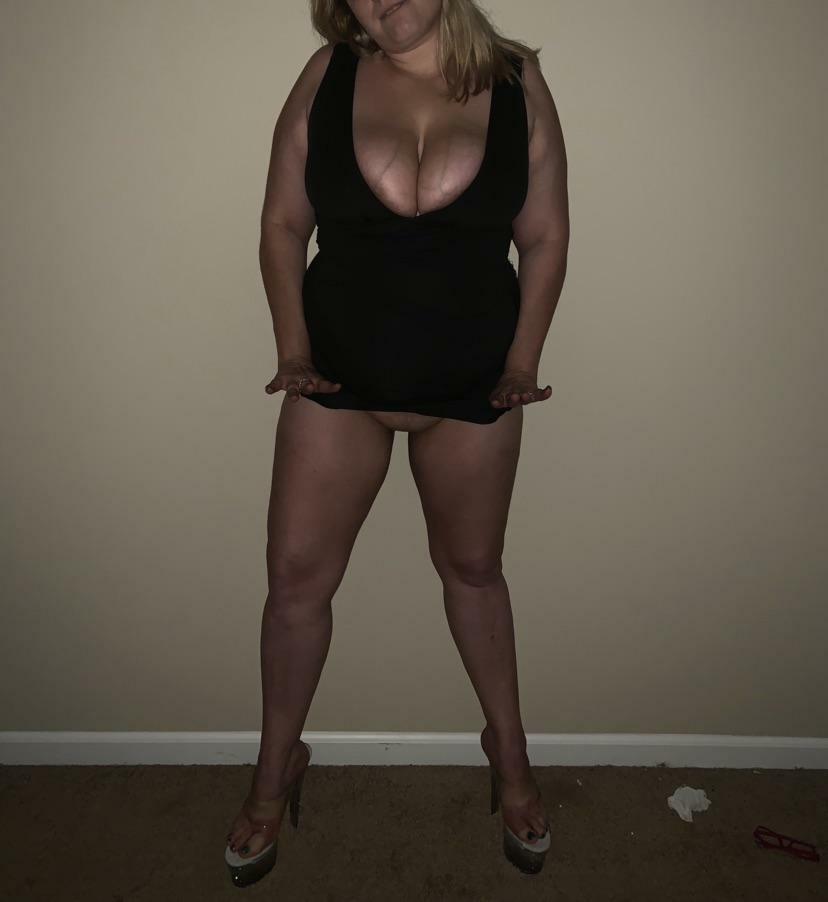 Finding guys to fuck me while husband watches is harder than I thought! Maybe the dress will help?