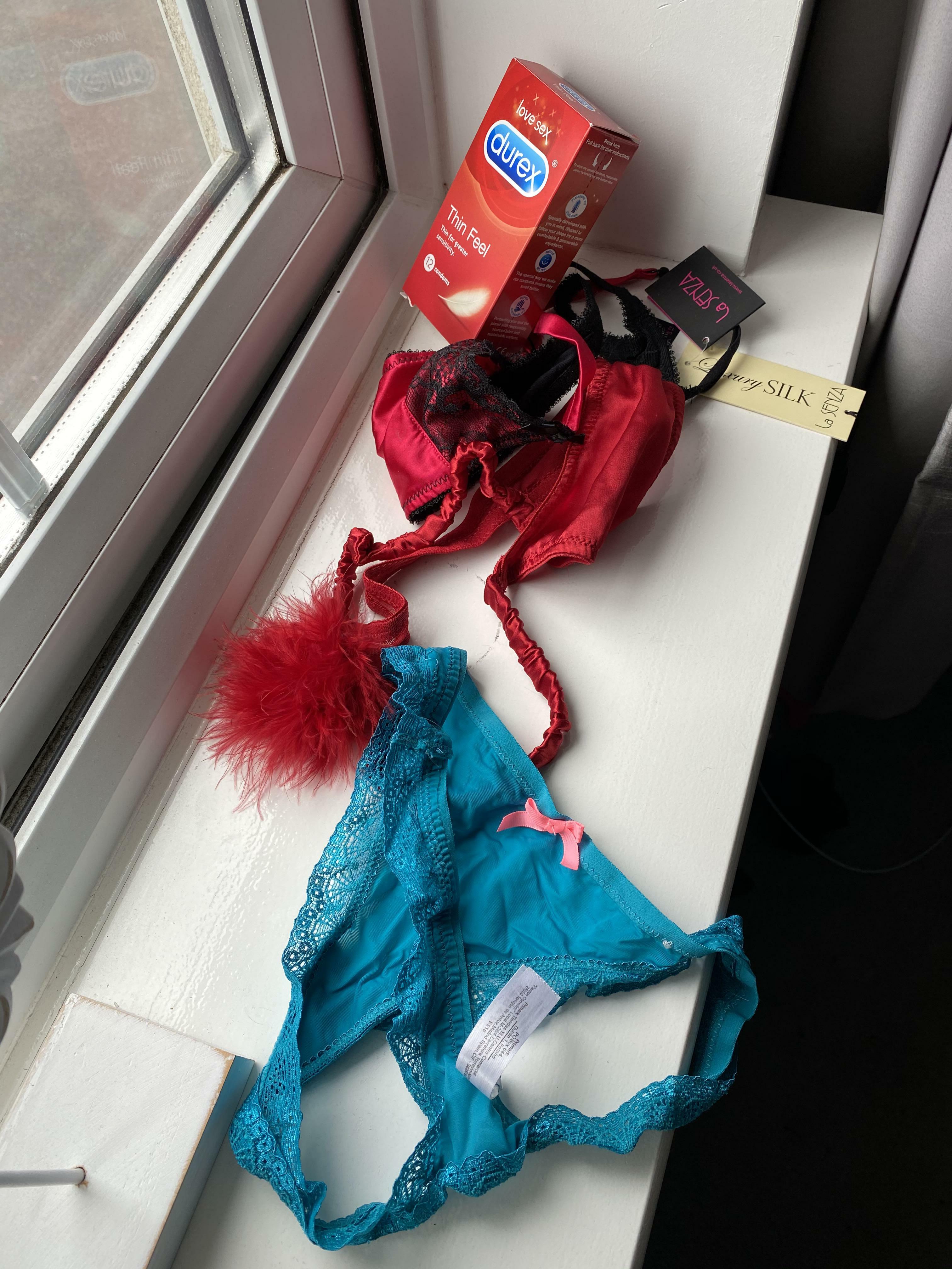 Wife left this out for our new built window cleaner! Hope he takes the bait! UK based Cuckold