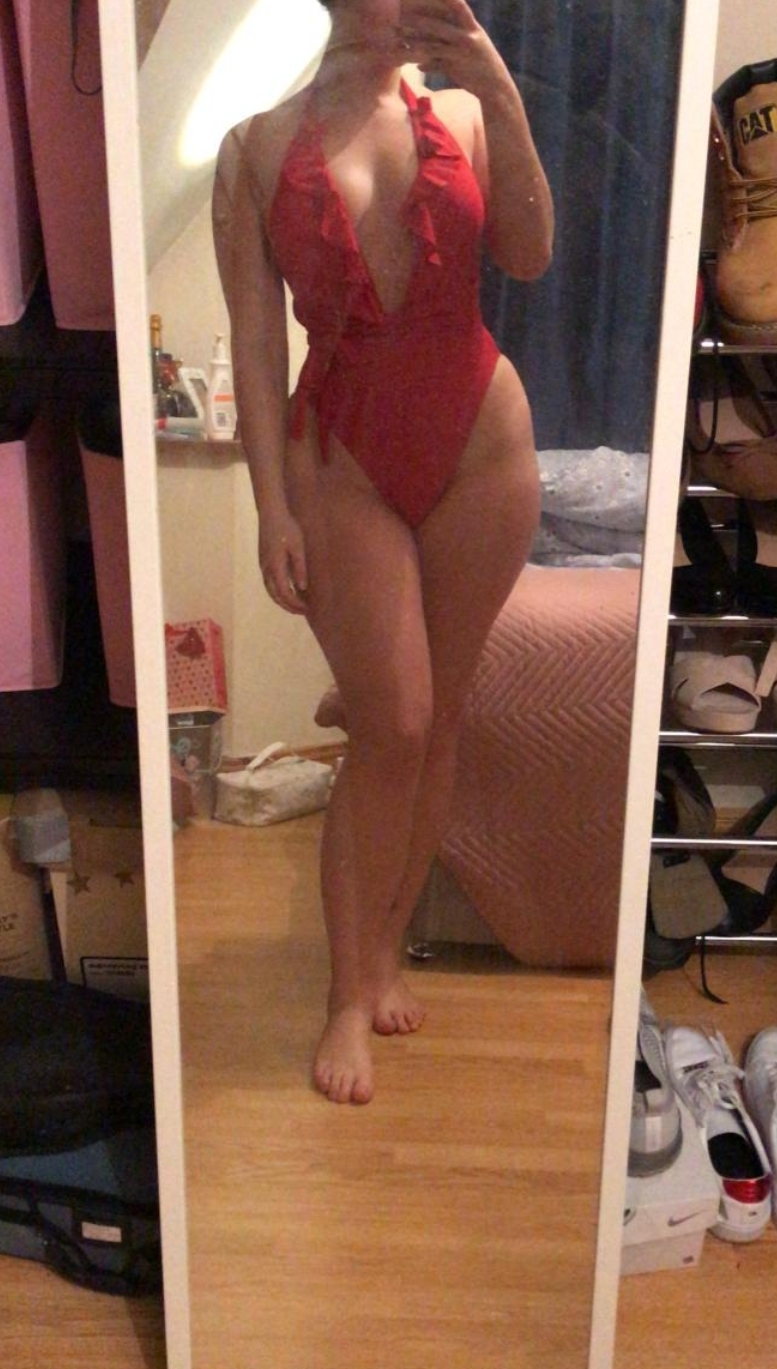 One of the cuck's most important jobs is to dress his Queen for dates ðŸ¥° What do you think of my valentines undies? ðŸ˜‰ (F)23