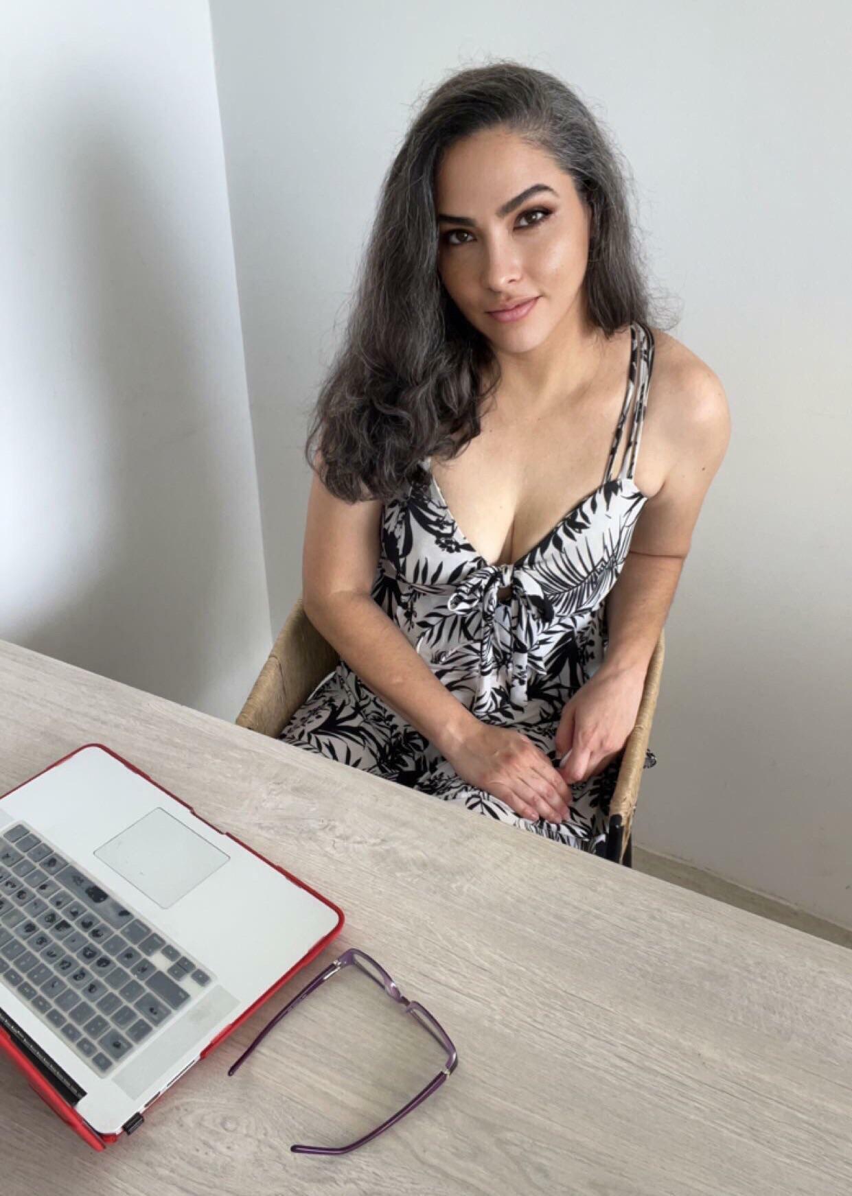 Hope you are into Spanish teachers
